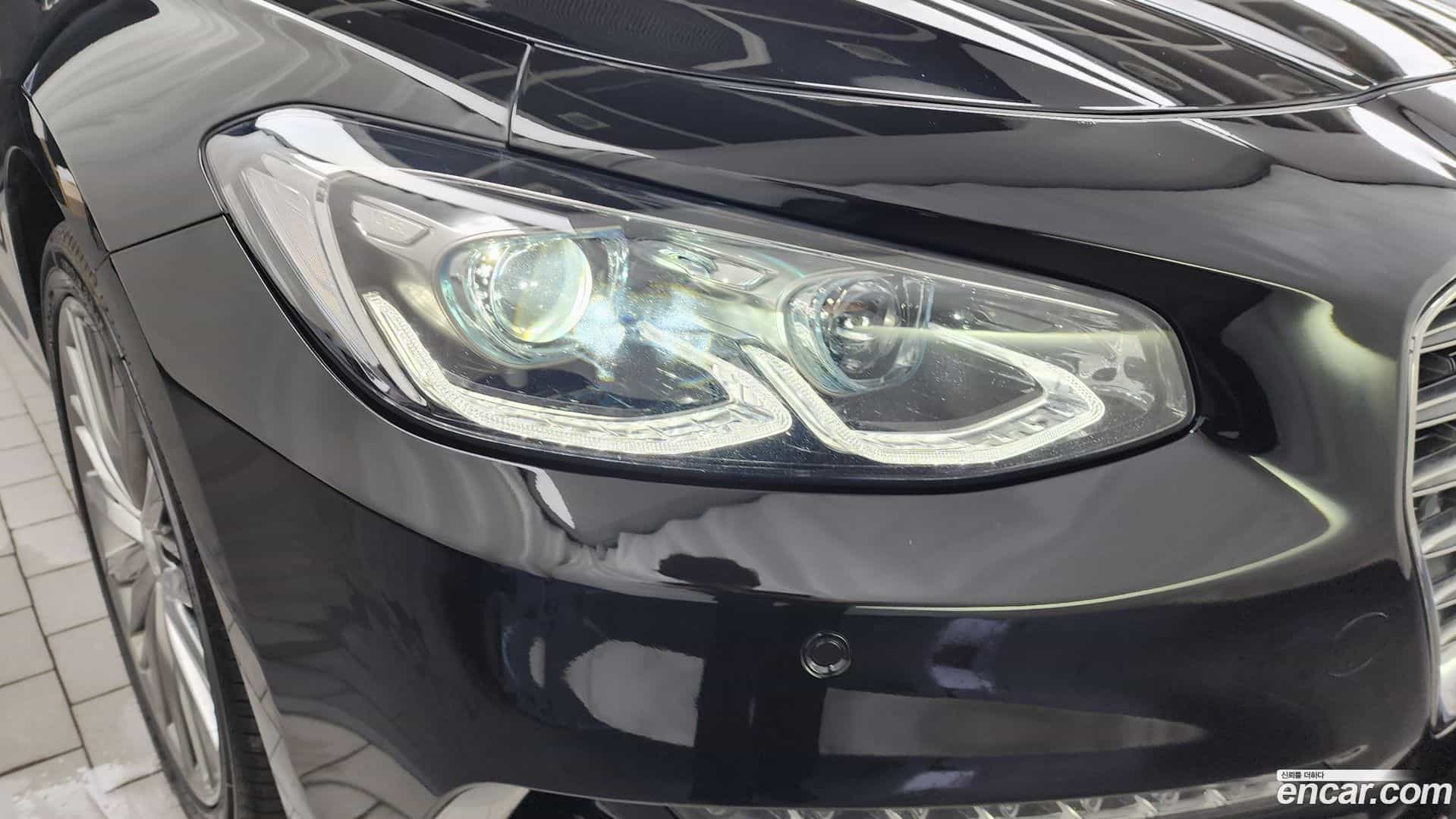 Grandeur Hyundai 2018.0-OUTER-032