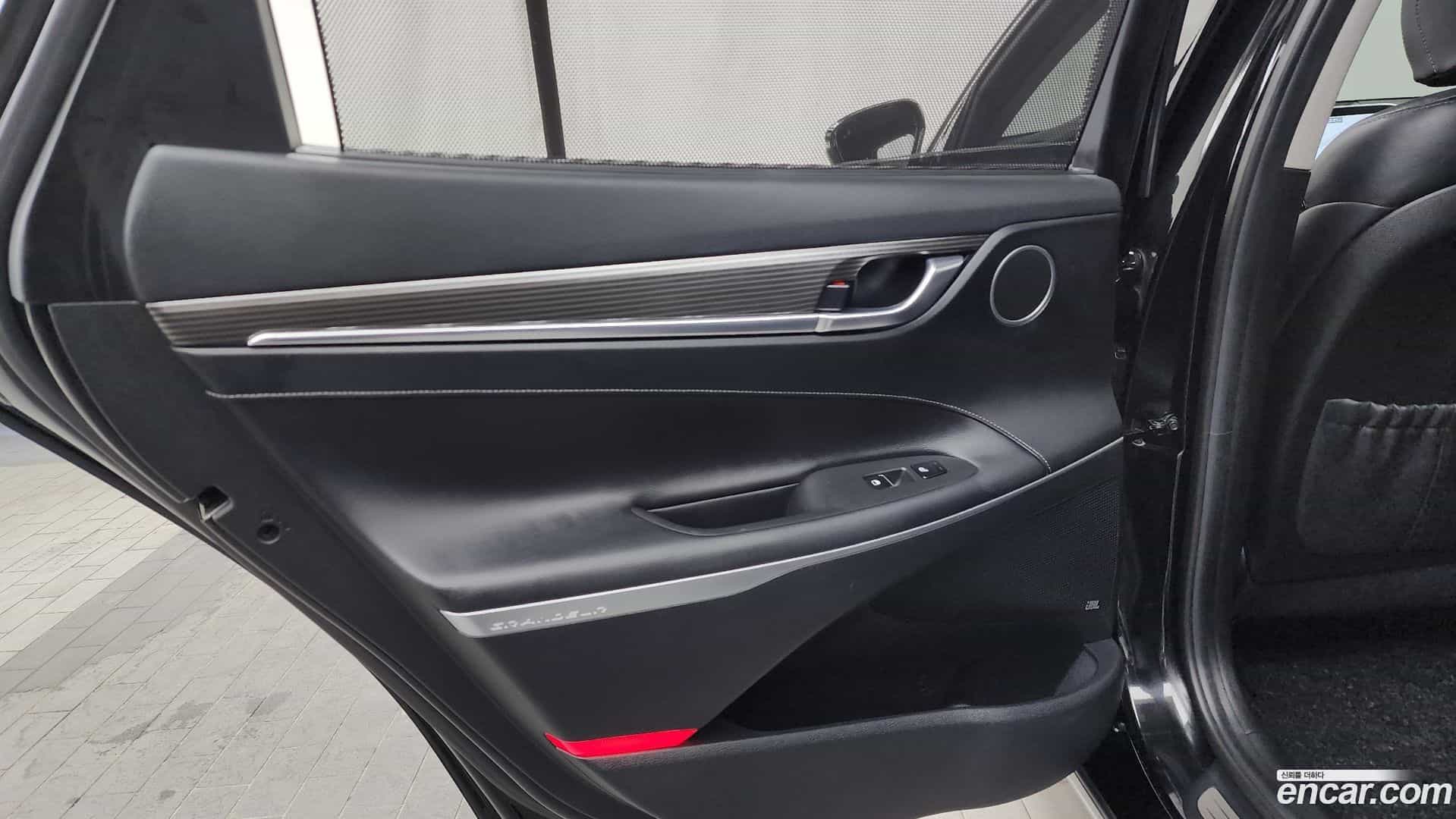 Grandeur Hyundai 2018.0-INNER-035