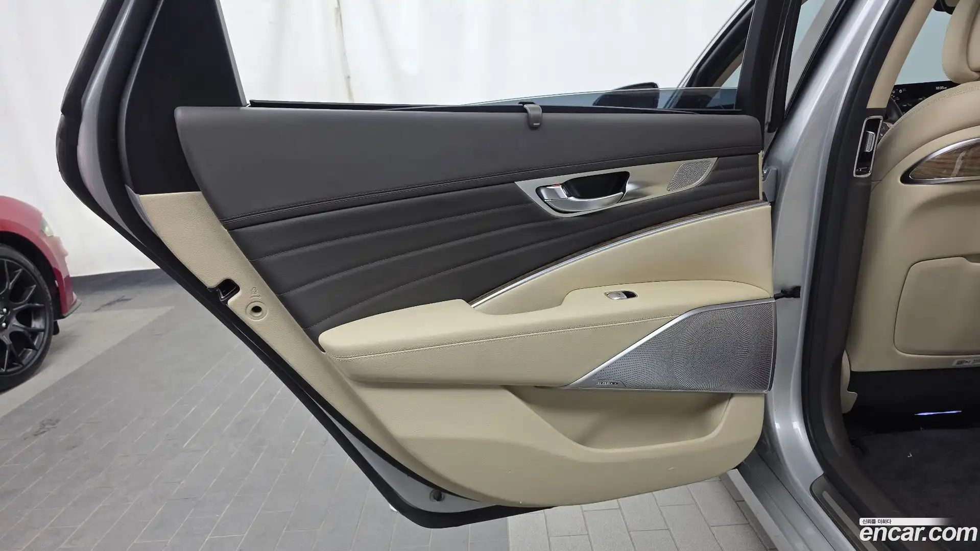K9 Kia 2018.5-INNER-035