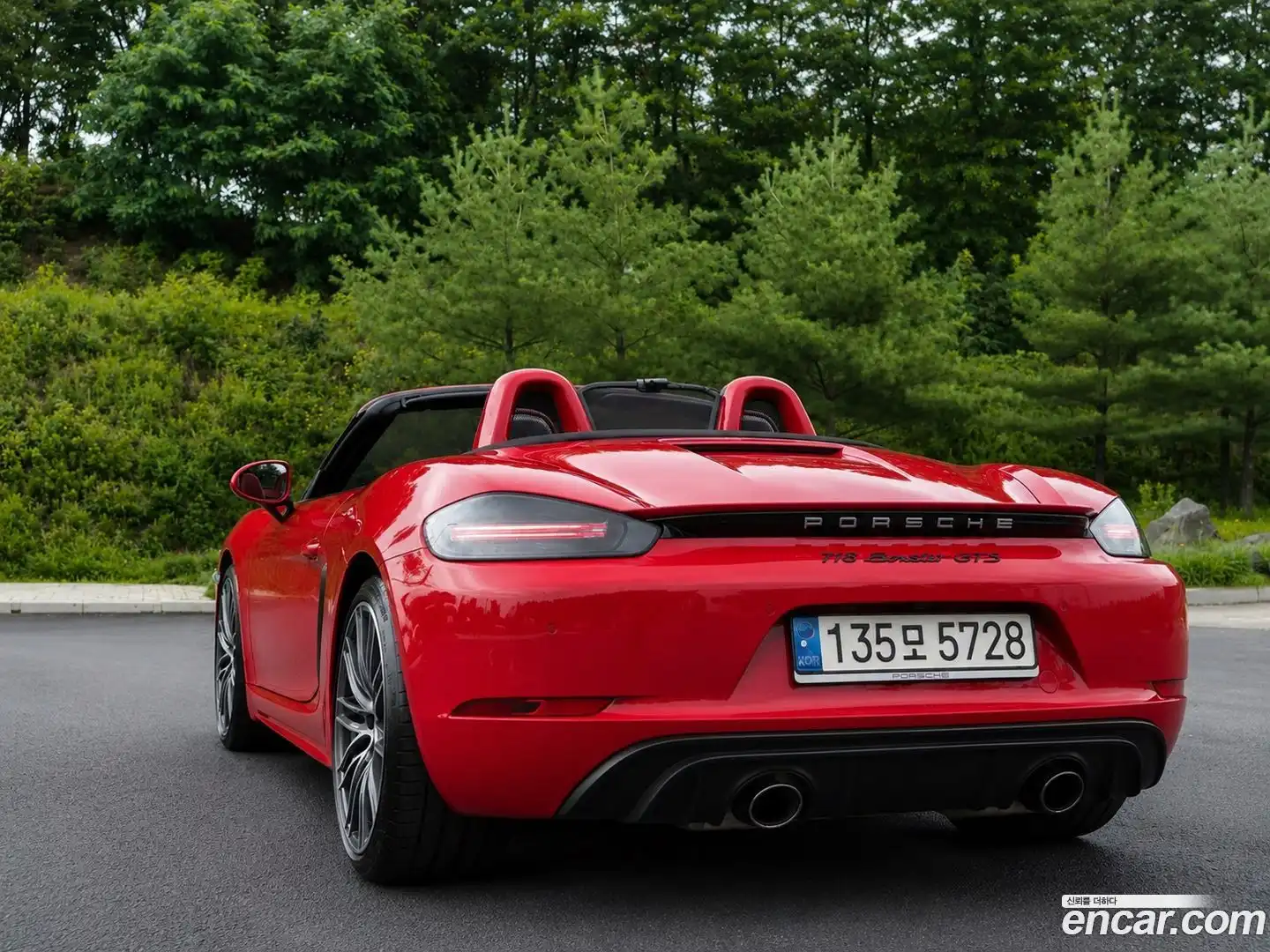718 Porsche 2022.0-OUTER-002