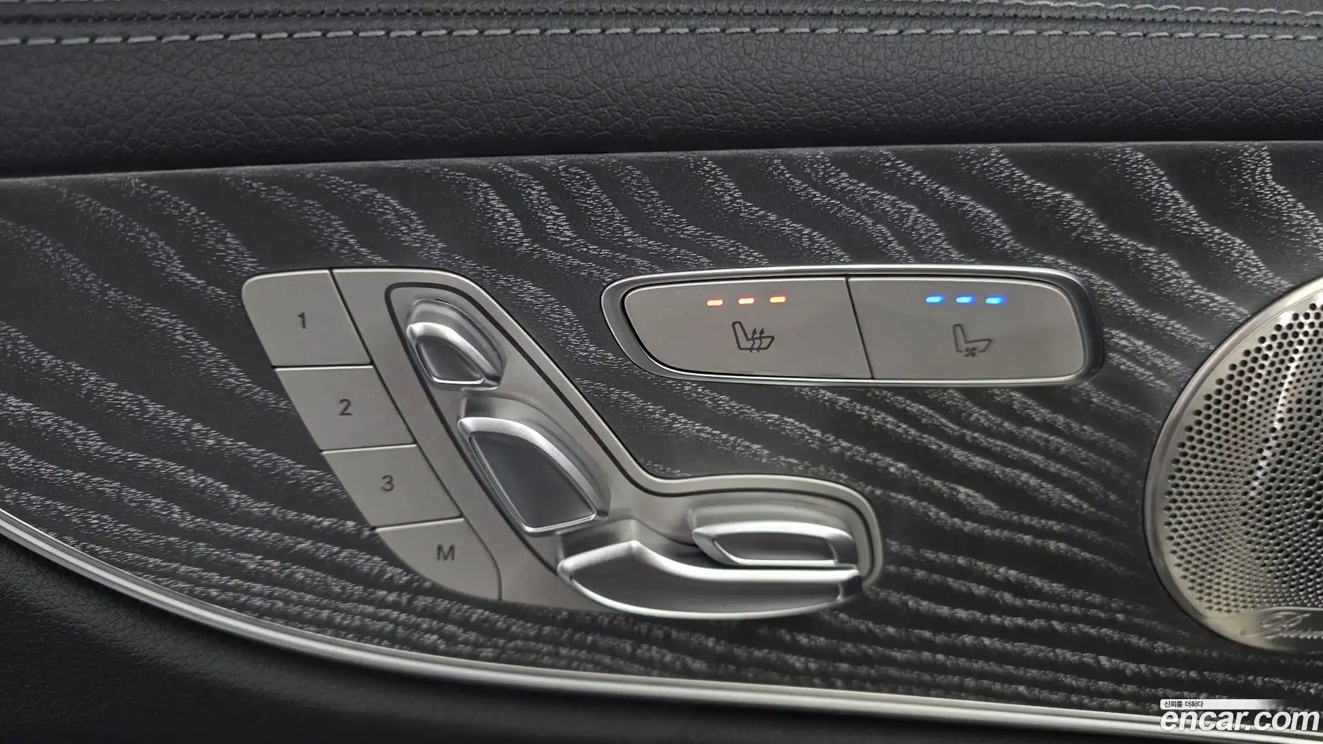 E-Class Mercedes-Benz 2021.6-OPTION-043