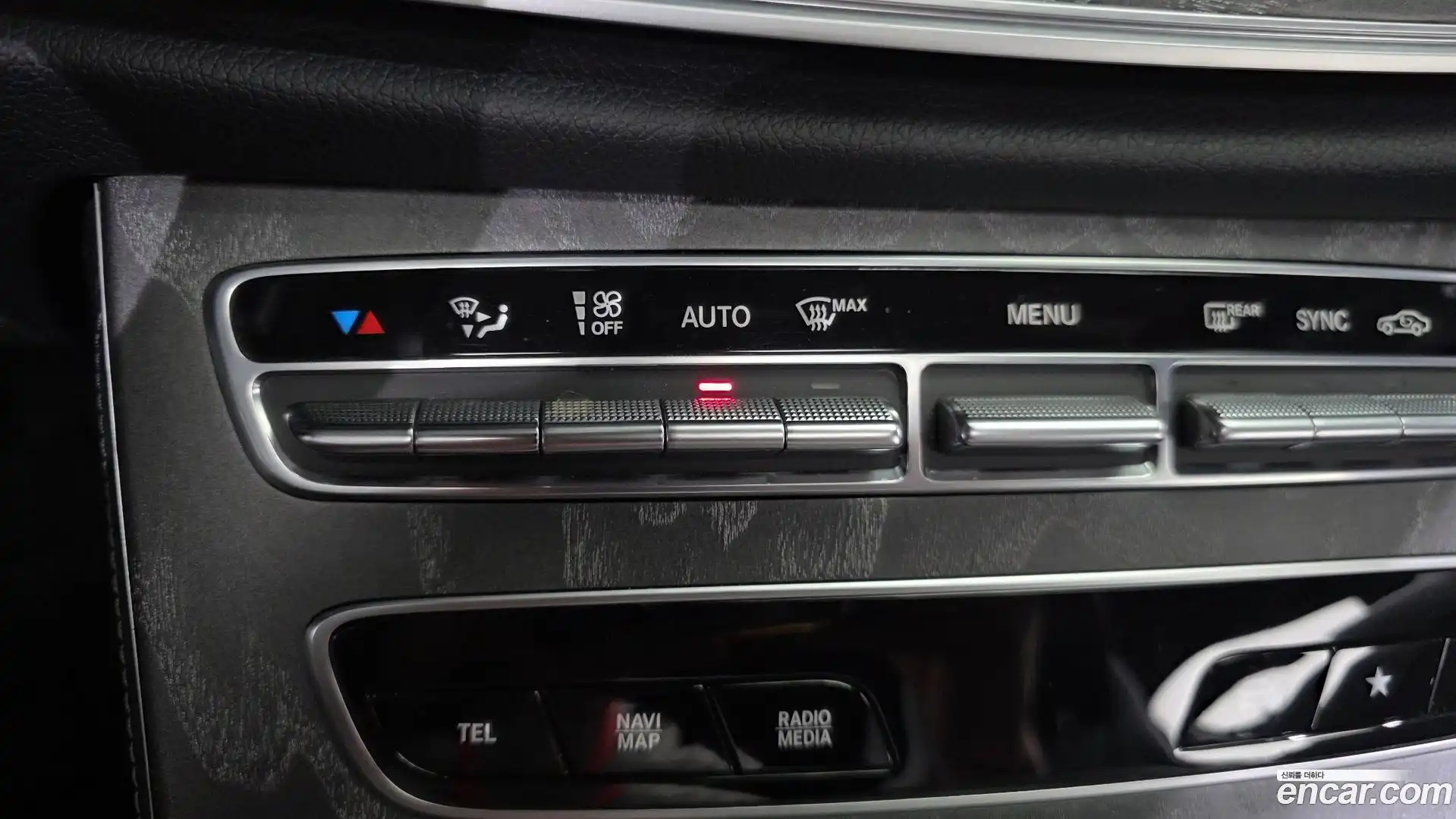 E-Class Mercedes-Benz 2021.6-OPTION-045