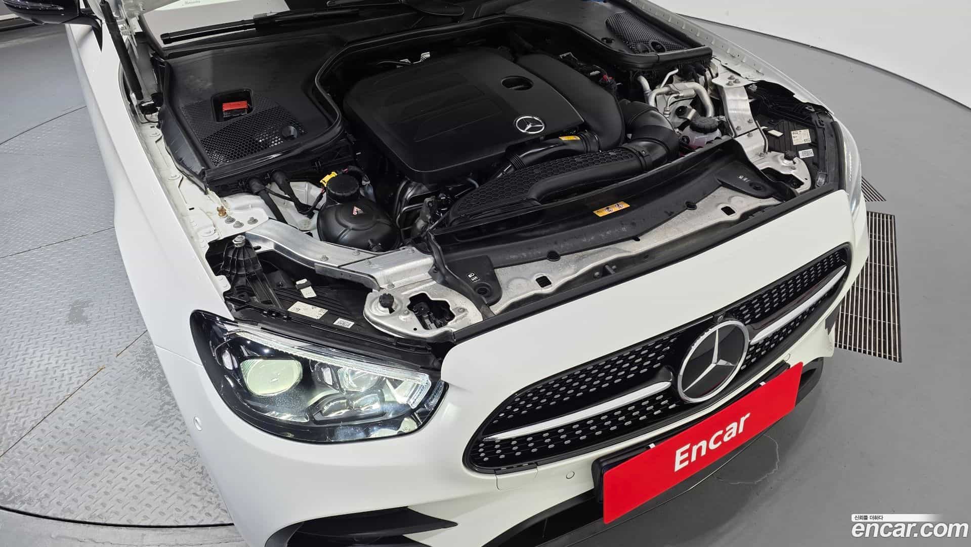 E-Class Mercedes-Benz 2023.10-OUTER-006