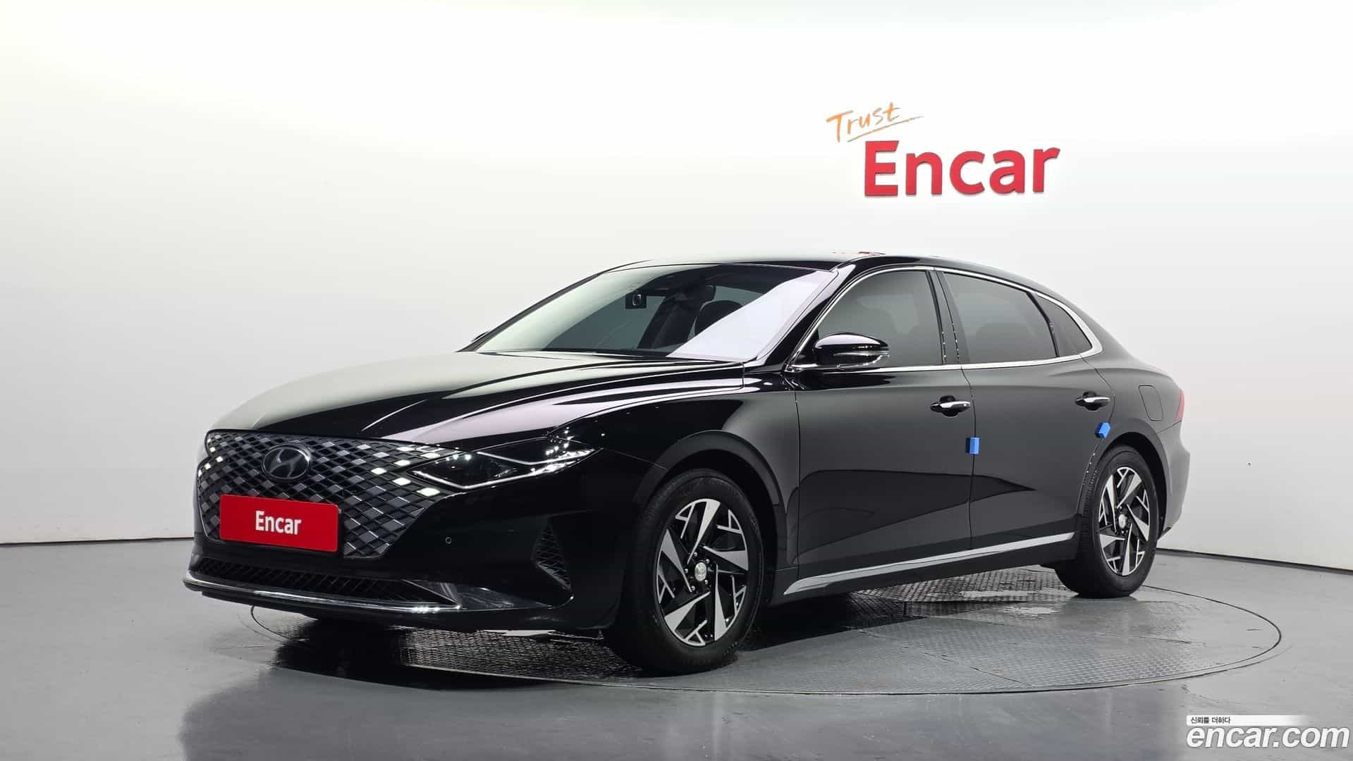 Grandeur Hyundai 2021.2-OUTER-001