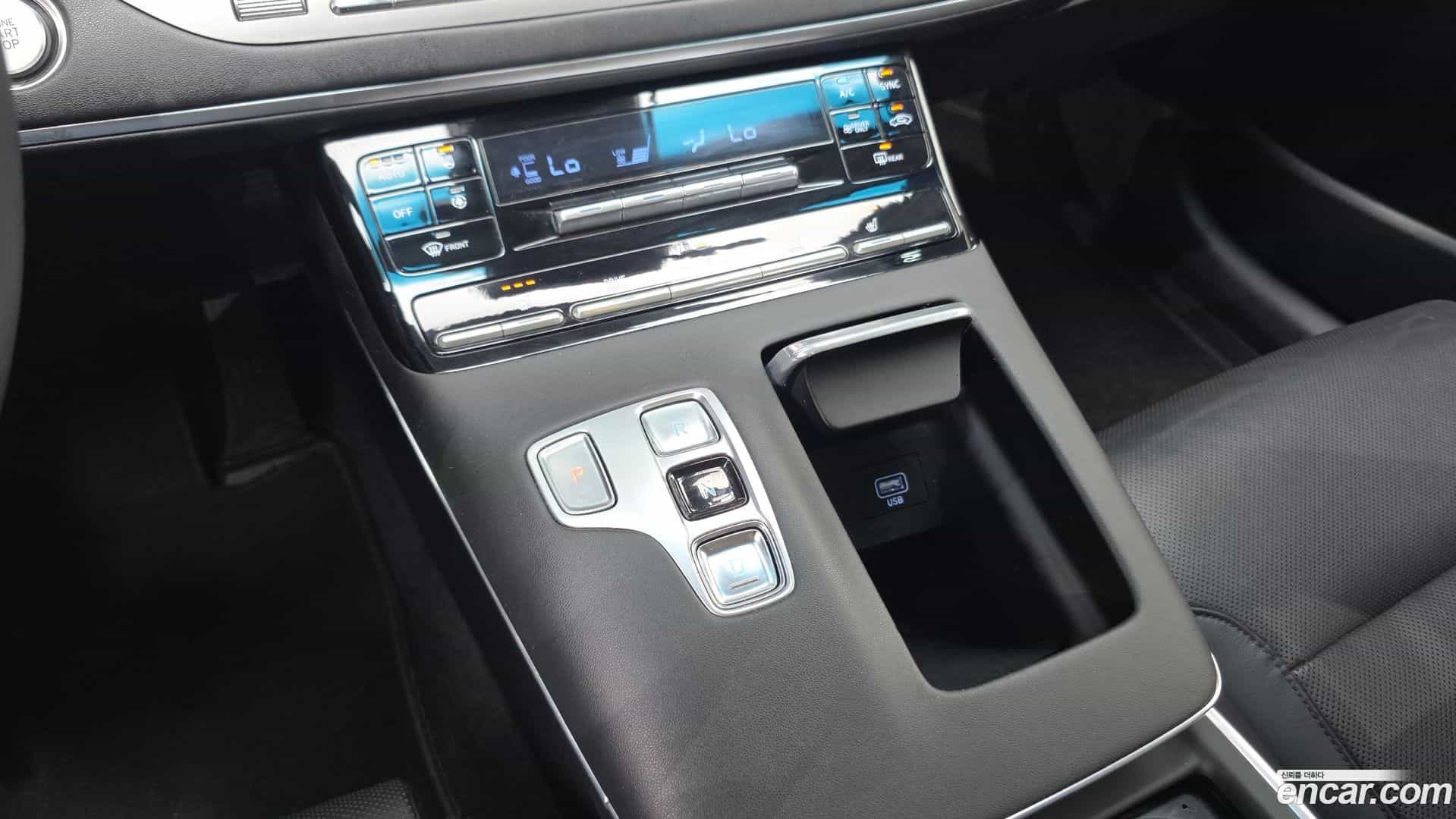 Grandeur Hyundai 2021.2-INNER-009