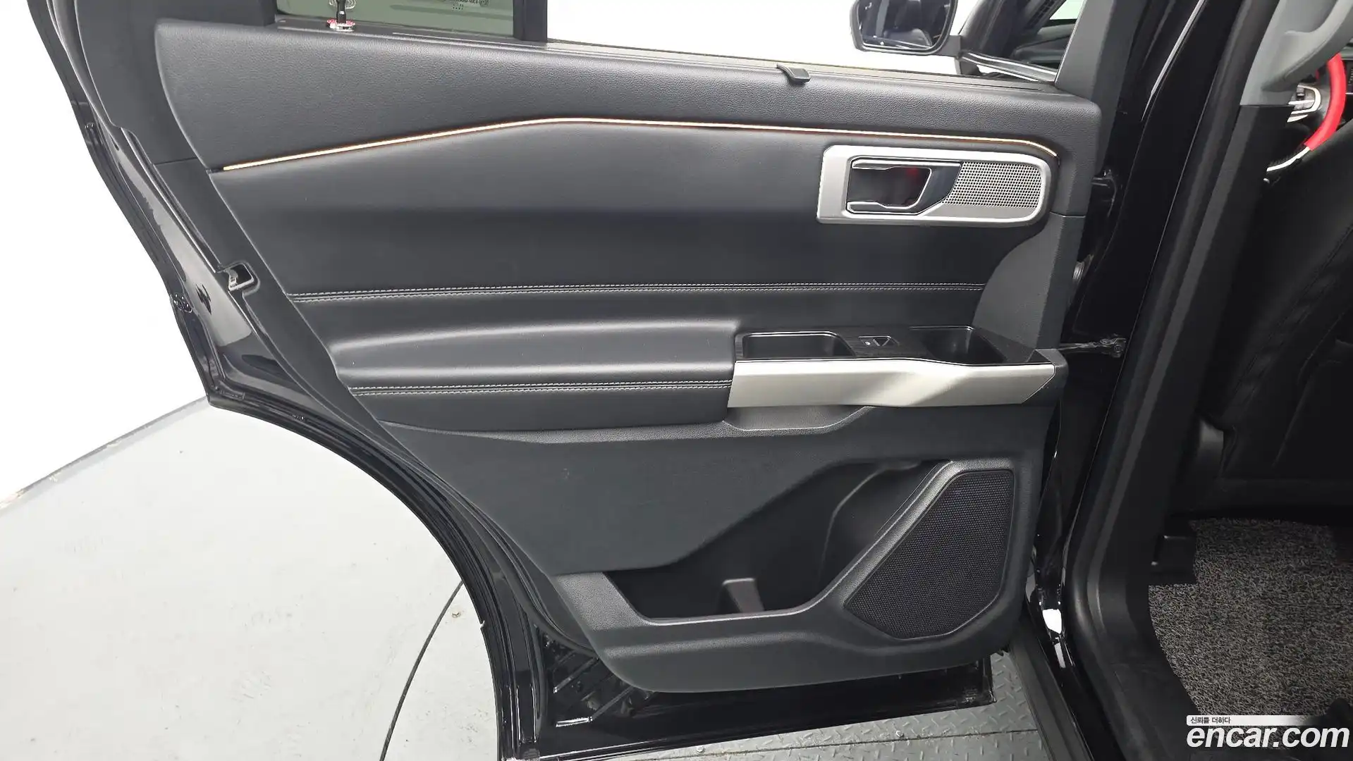 Explorer Ford 2022.7-INNER-035
