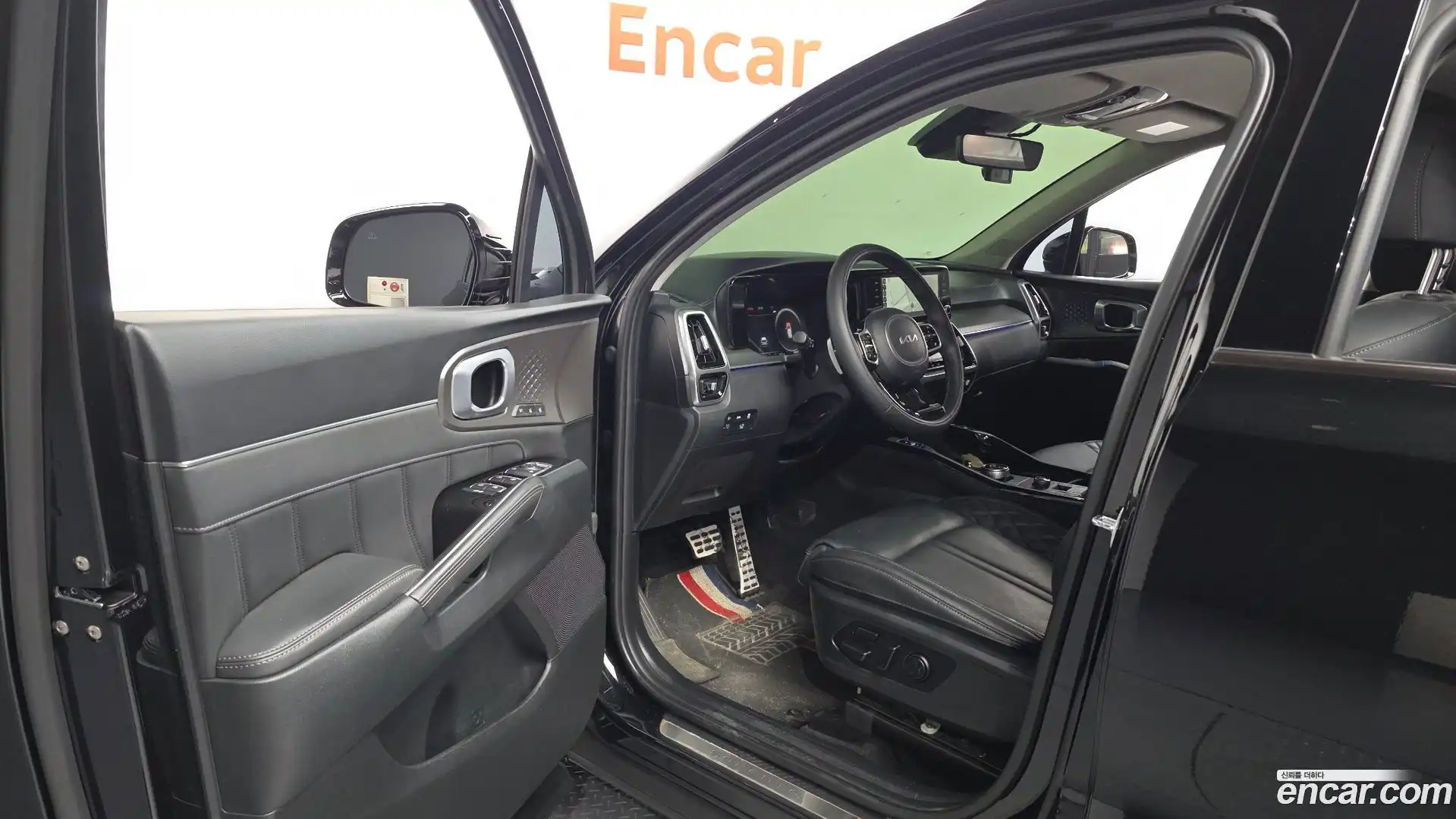 Sorento Kia 2022.8-INNER-010