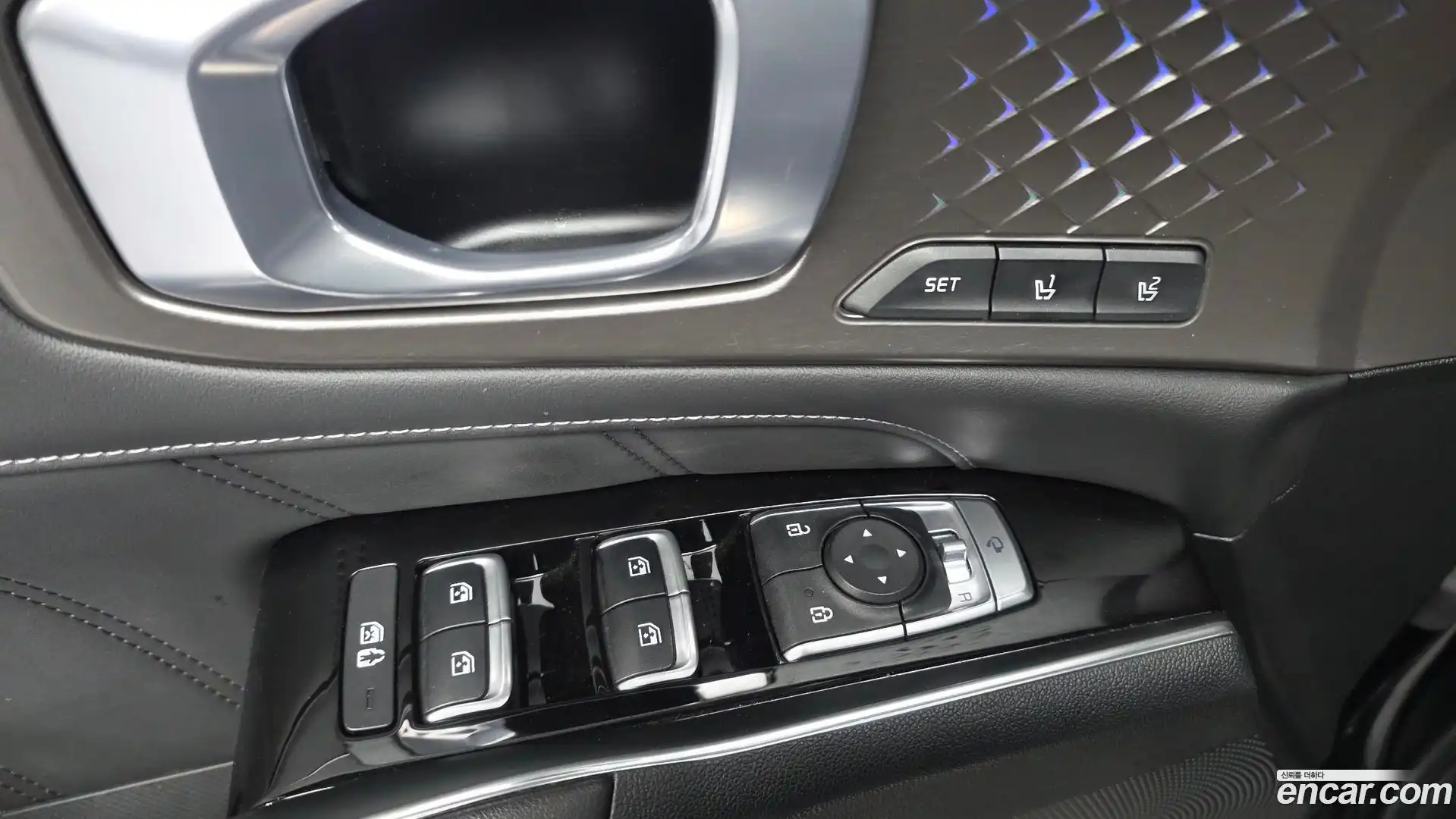 Sorento Kia 2022.8-OPTION-043