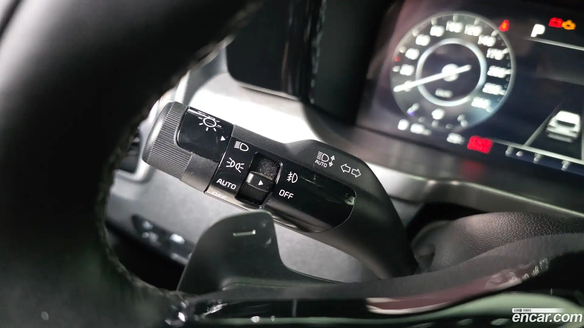 Sorento Kia 2022.8-OPTION-044