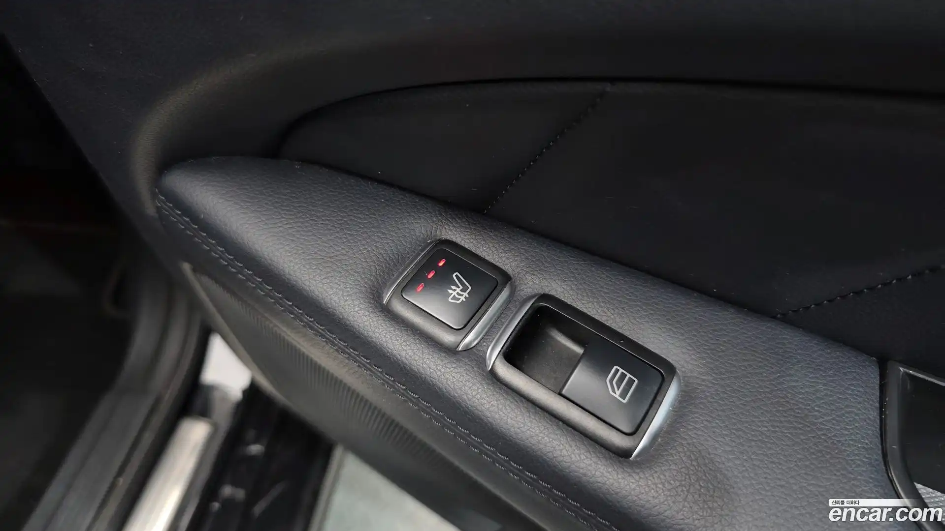 CLS-Class Mercedes-Benz 2016.5-OPTION-022