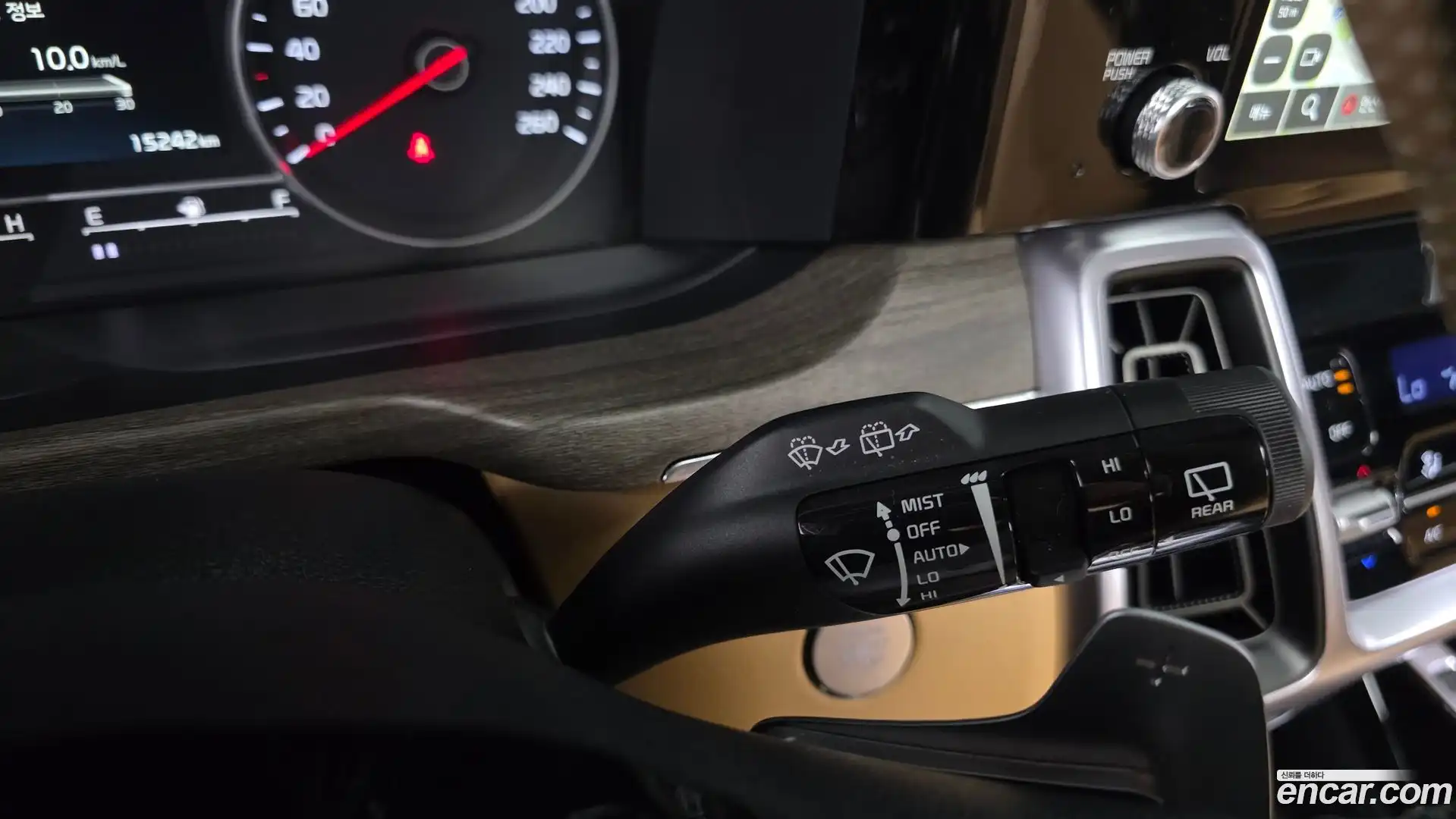Sorento Kia 2022.6-OPTION-043