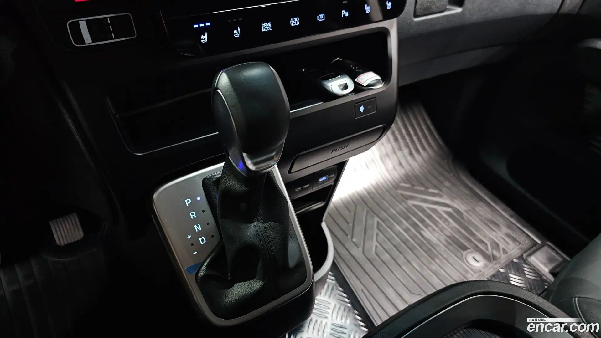 Staria Hyundai 2024.0-INNER-009
