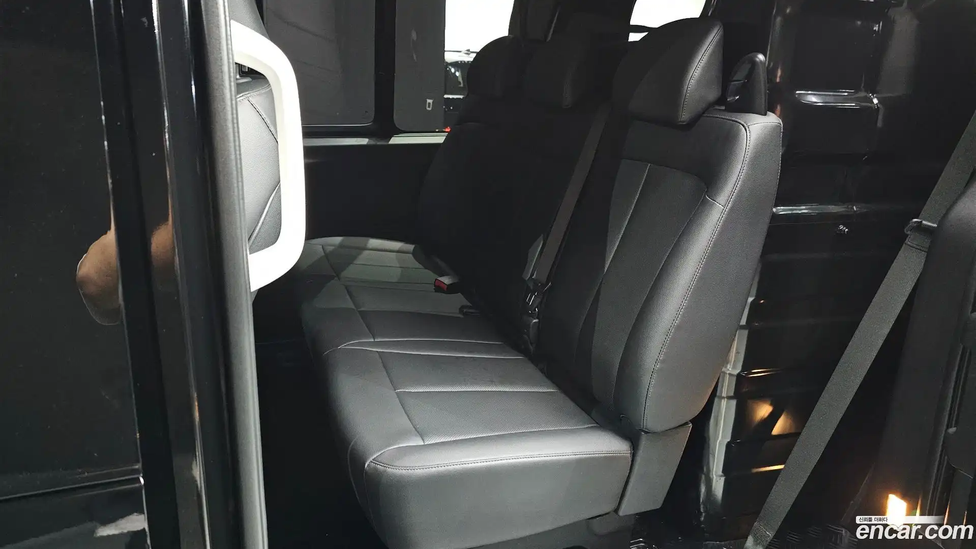 Staria Hyundai 2024.0-OPTION-016