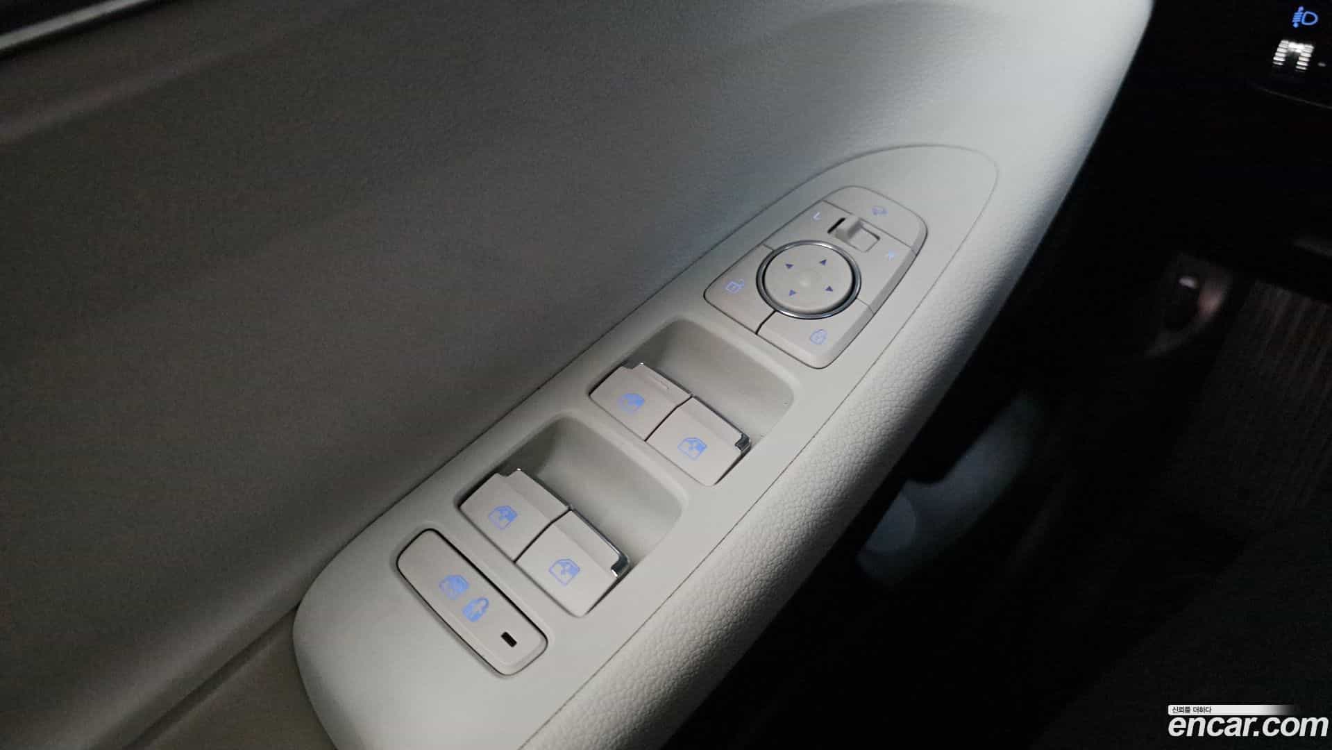Grandeur Hyundai 2022.7-OPTION-041