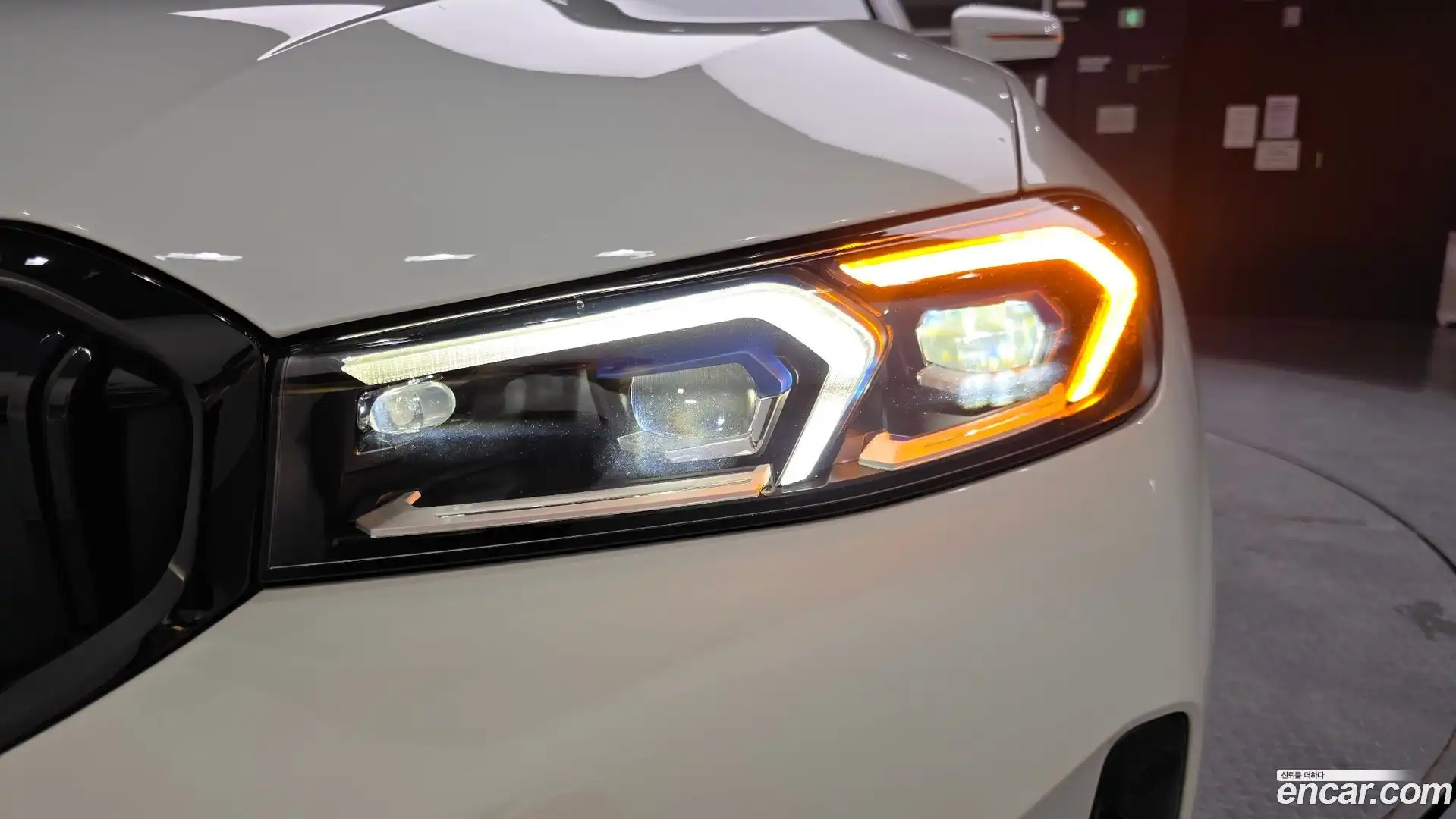 3-Series BMW 2023.10-OUTER-032