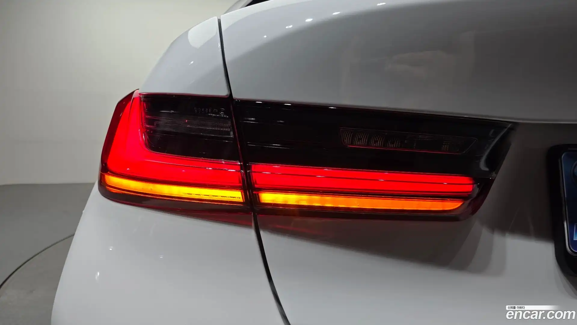 3-Series BMW 2023.10-OUTER-033