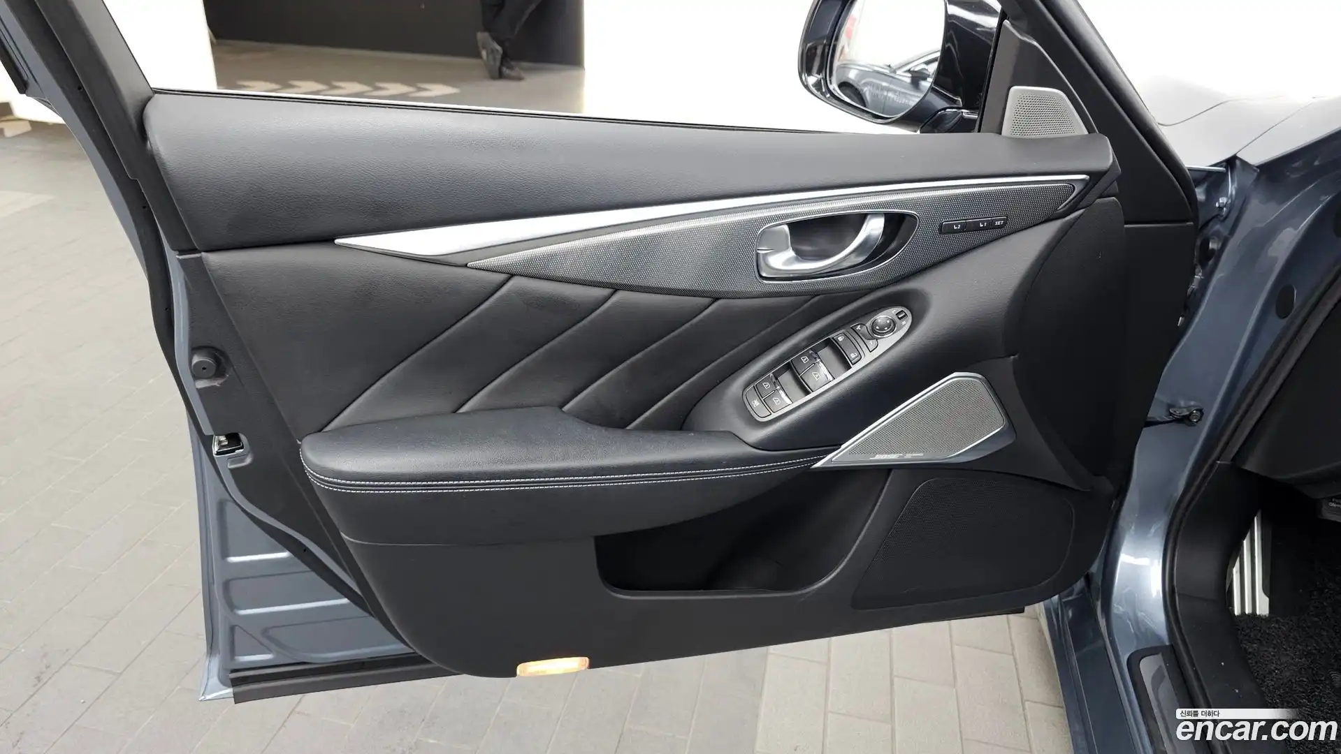Q50 Infiniti 2018.2-INNER-034