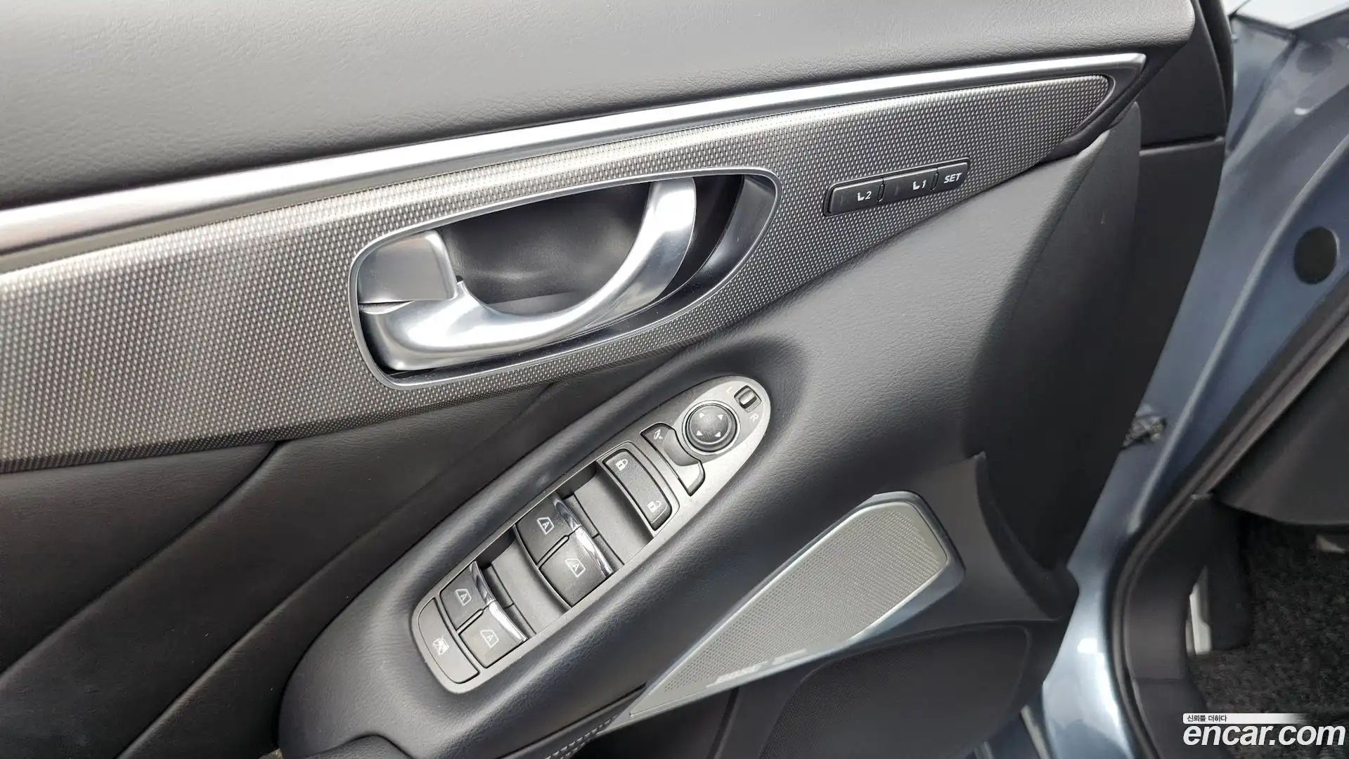 Q50 Infiniti 2018.2-OPTION-042