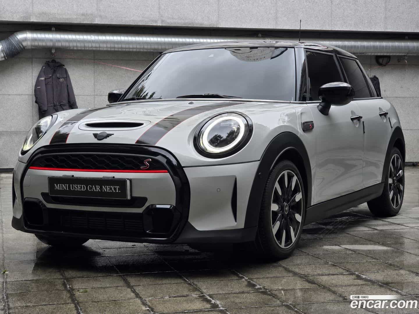 Cooper Mini 2022.6-OUTER-001