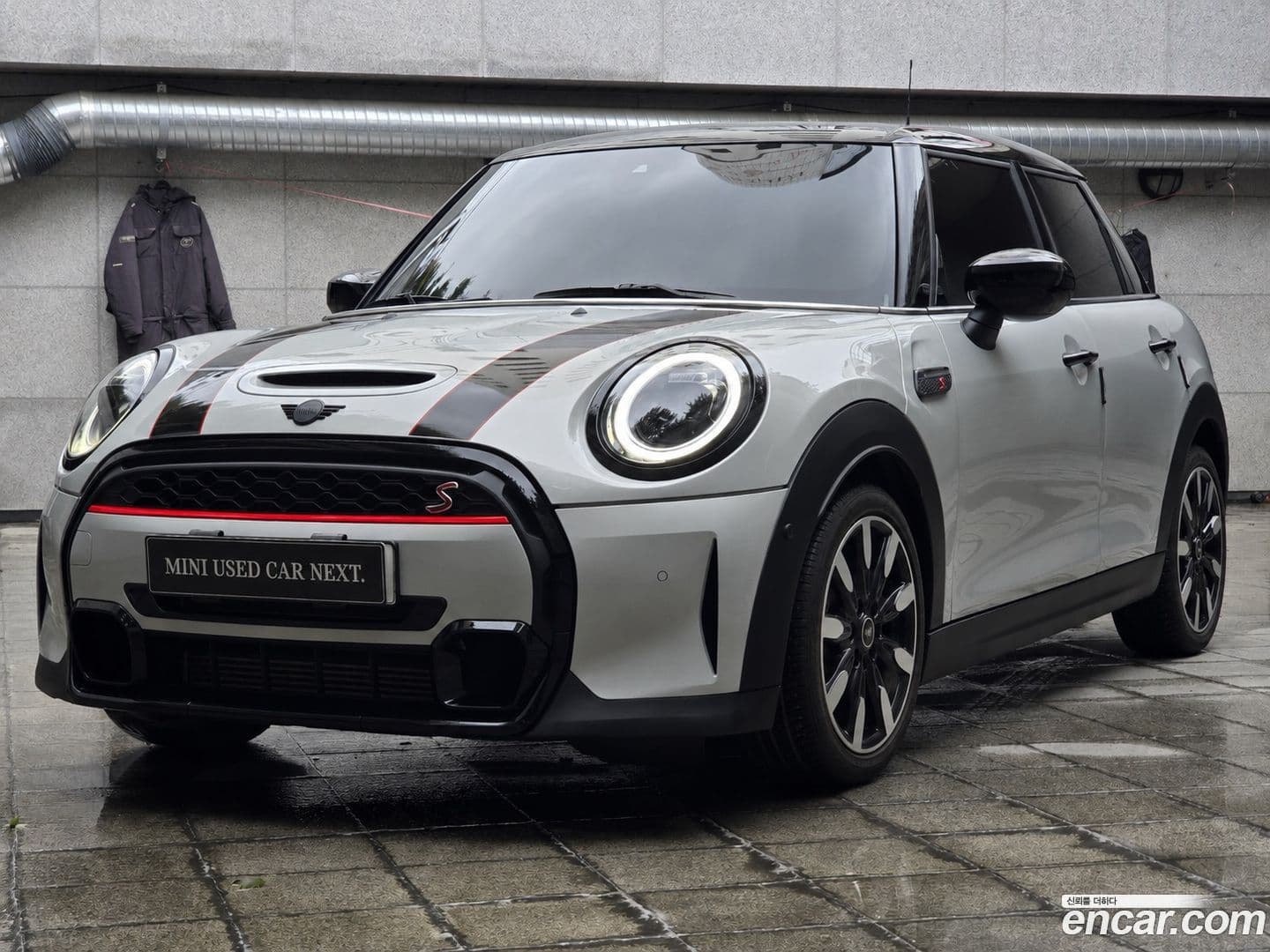 Main__Slider__Photo:Cooper Mini 2022.6-0