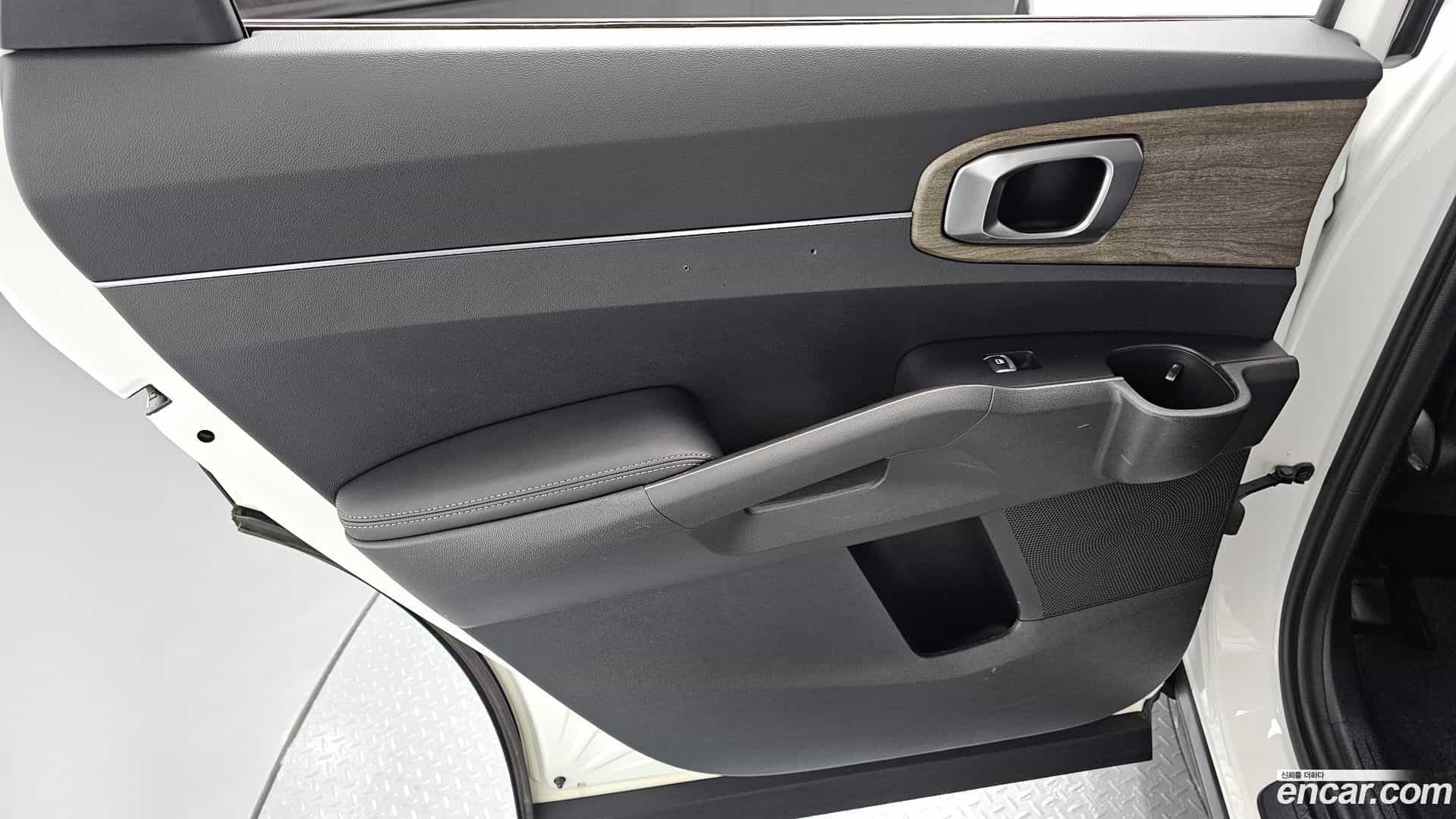 Sorento Kia 2020.9-INNER-035
