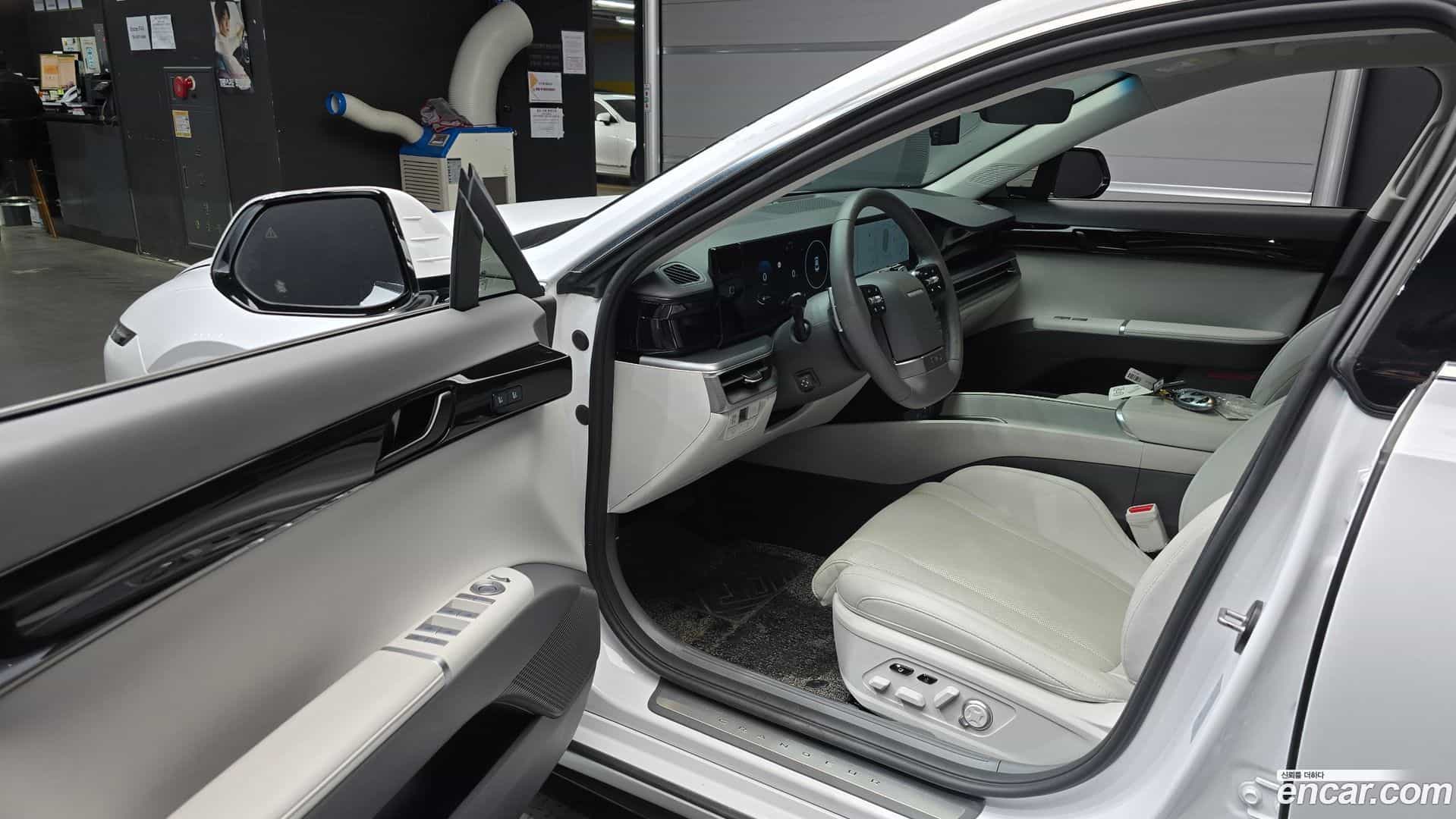 Grandeur Hyundai 2023.7-INNER-010