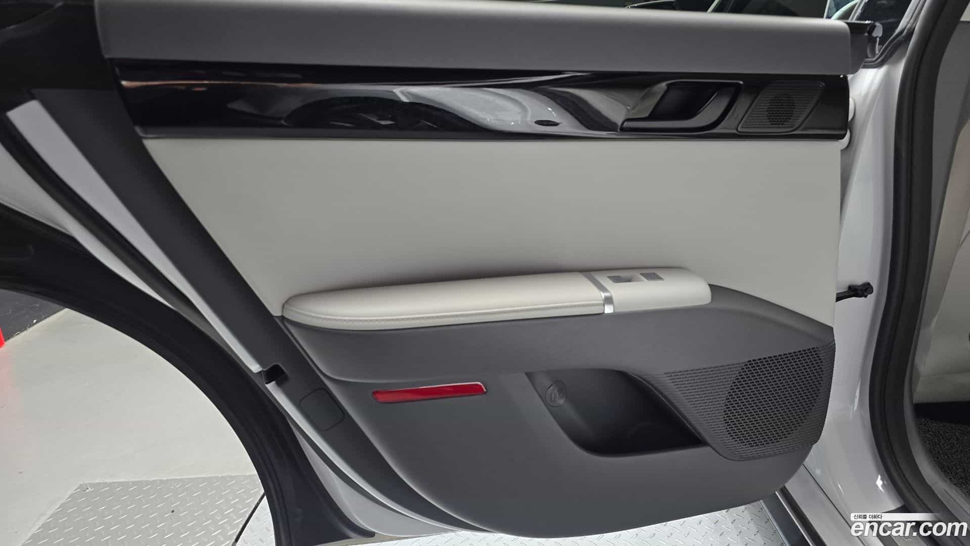 Grandeur Hyundai 2023.7-INNER-035