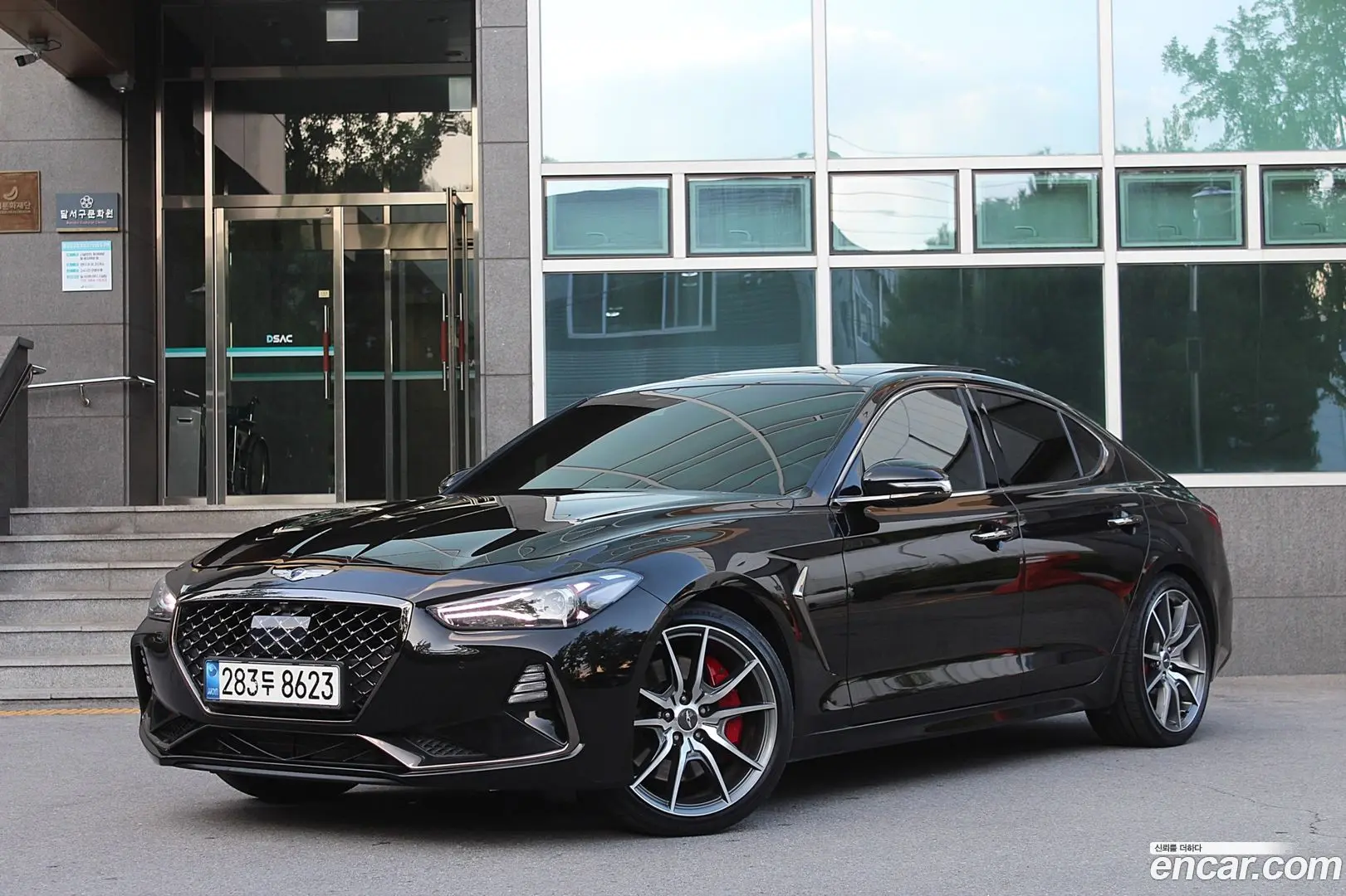 Main__Slider__Photo:G70 Genesis 2018.11-0