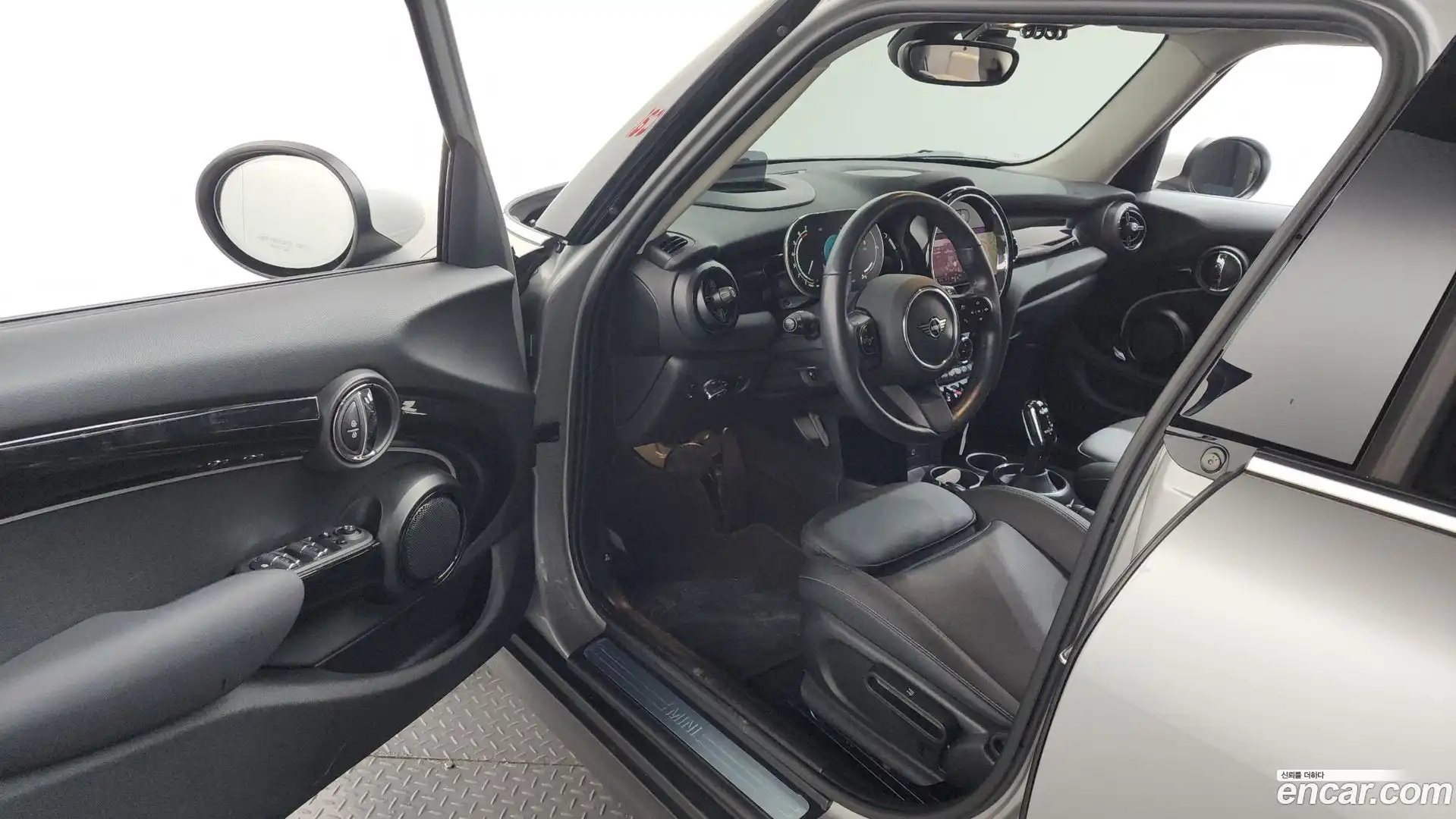 Cooper Mini 2023.6-INNER-010