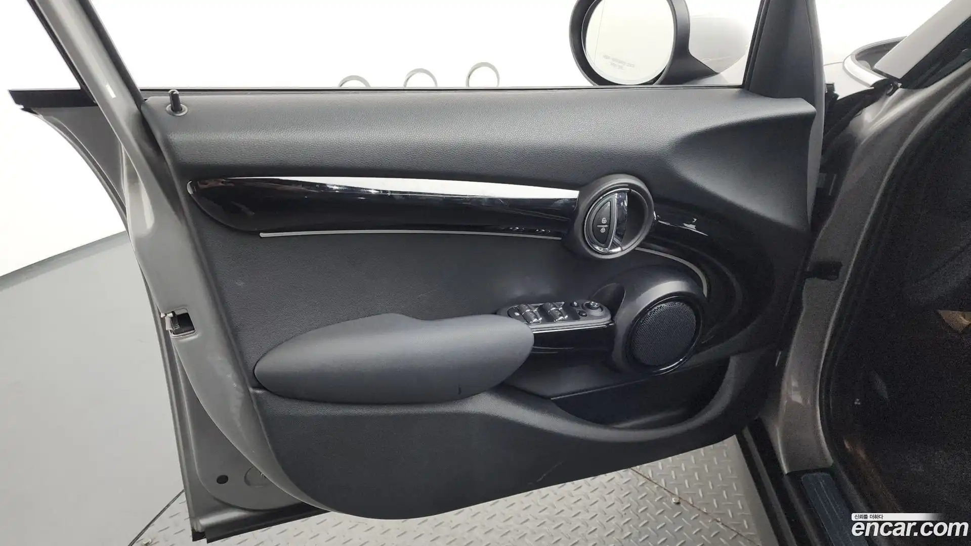 Cooper Mini 2023.6-INNER-034