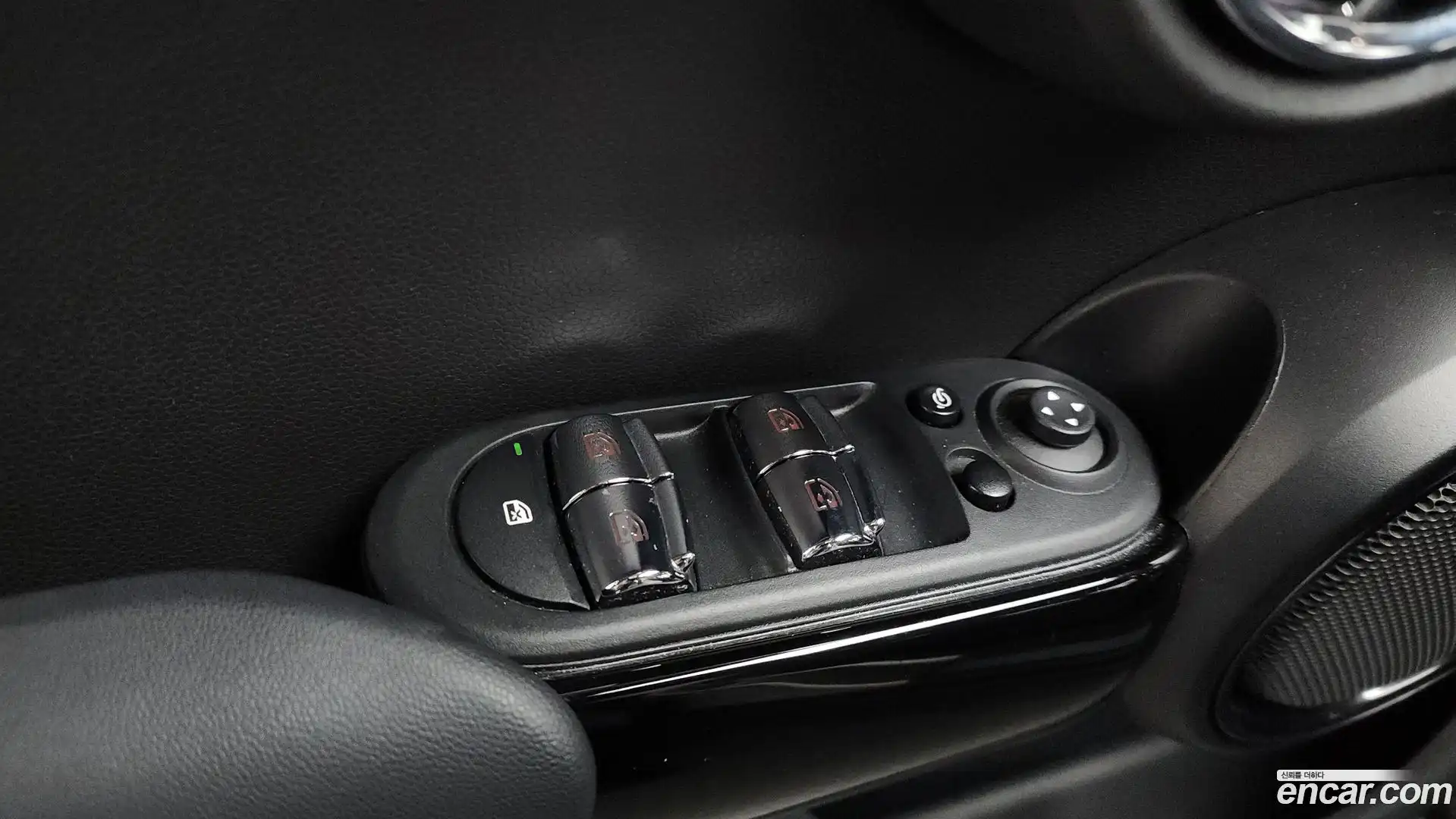 Cooper Mini 2023.6-OPTION-041