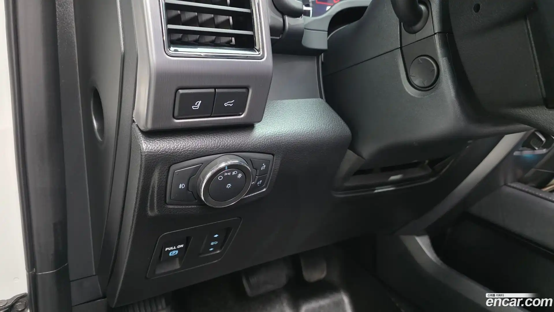 Expedition Ford 2021.10-OPTION-040