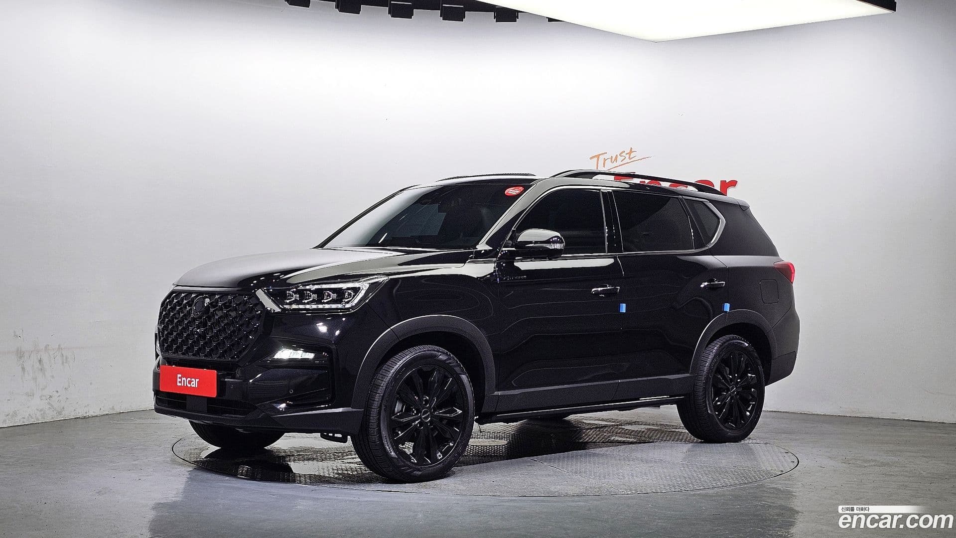 Main__Slider__Photo:Rexton KG Mobility 2026.3-0