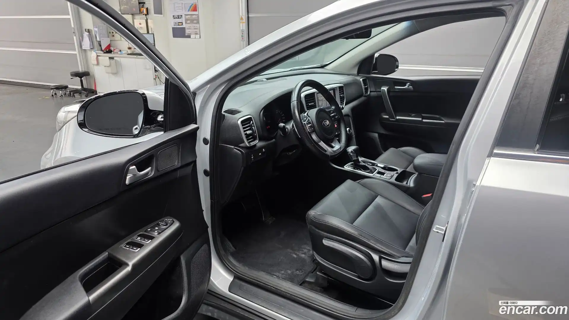 Sportage Kia 2021.4-INNER-010