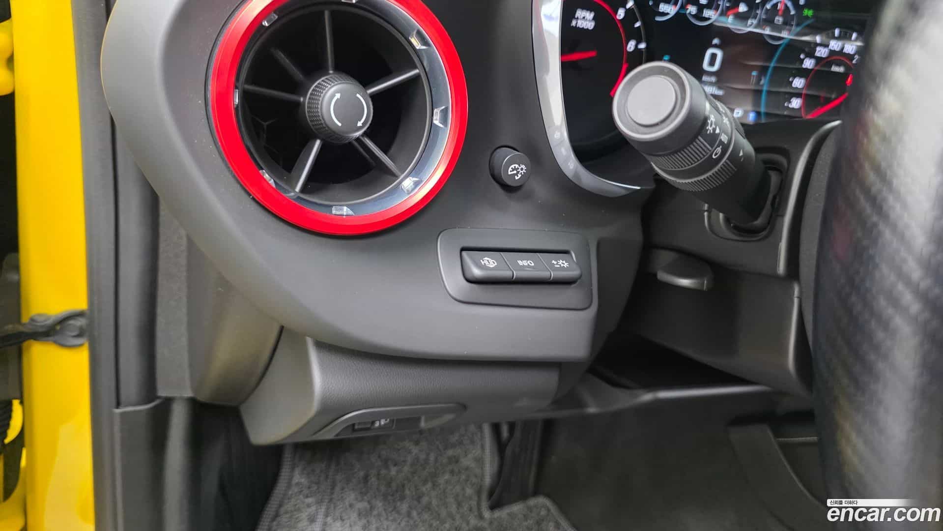 Camaro Chevrolet 2017.11-OPTION-020