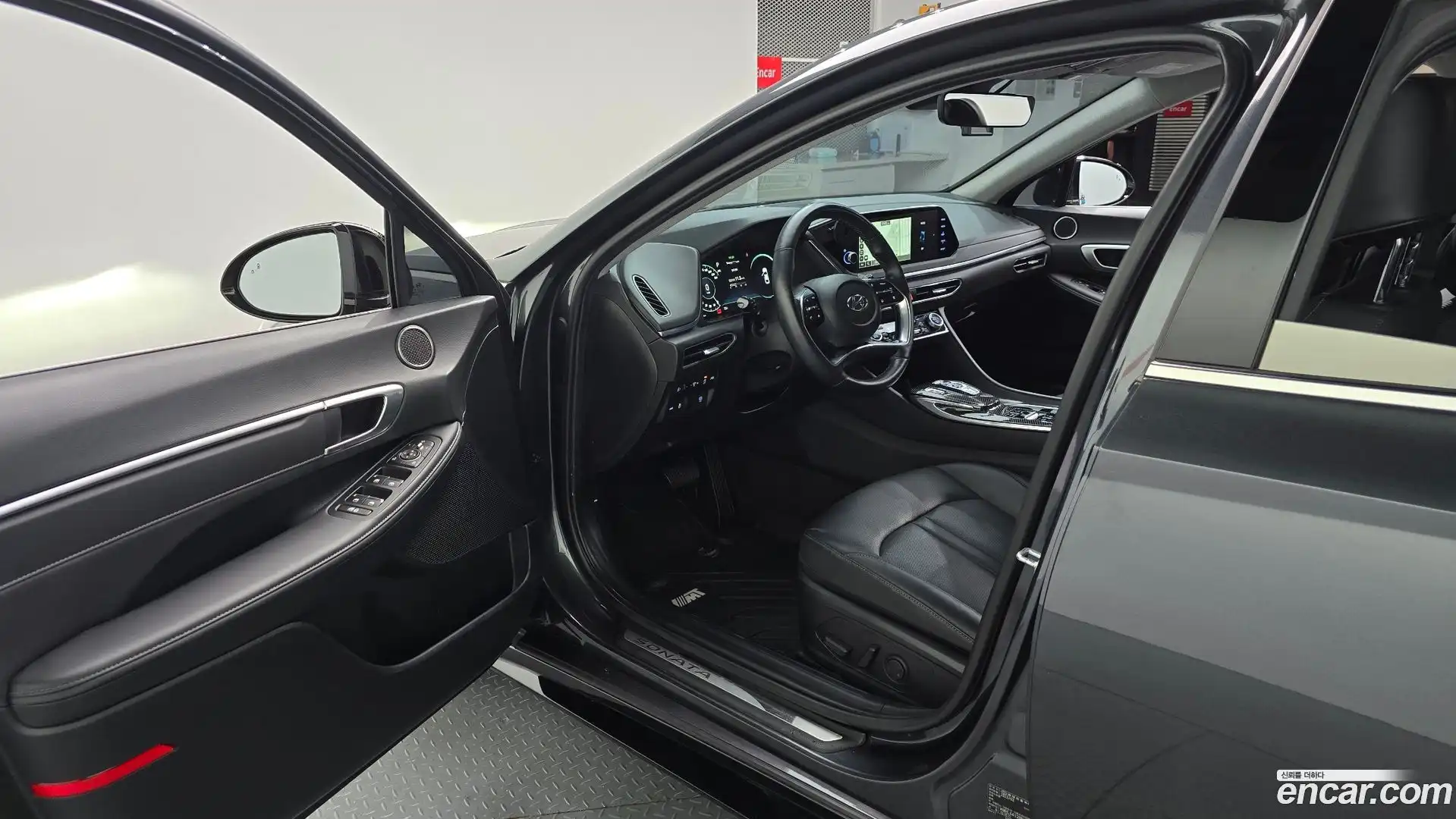 Sonata Hyundai 2022.1-INNER-010