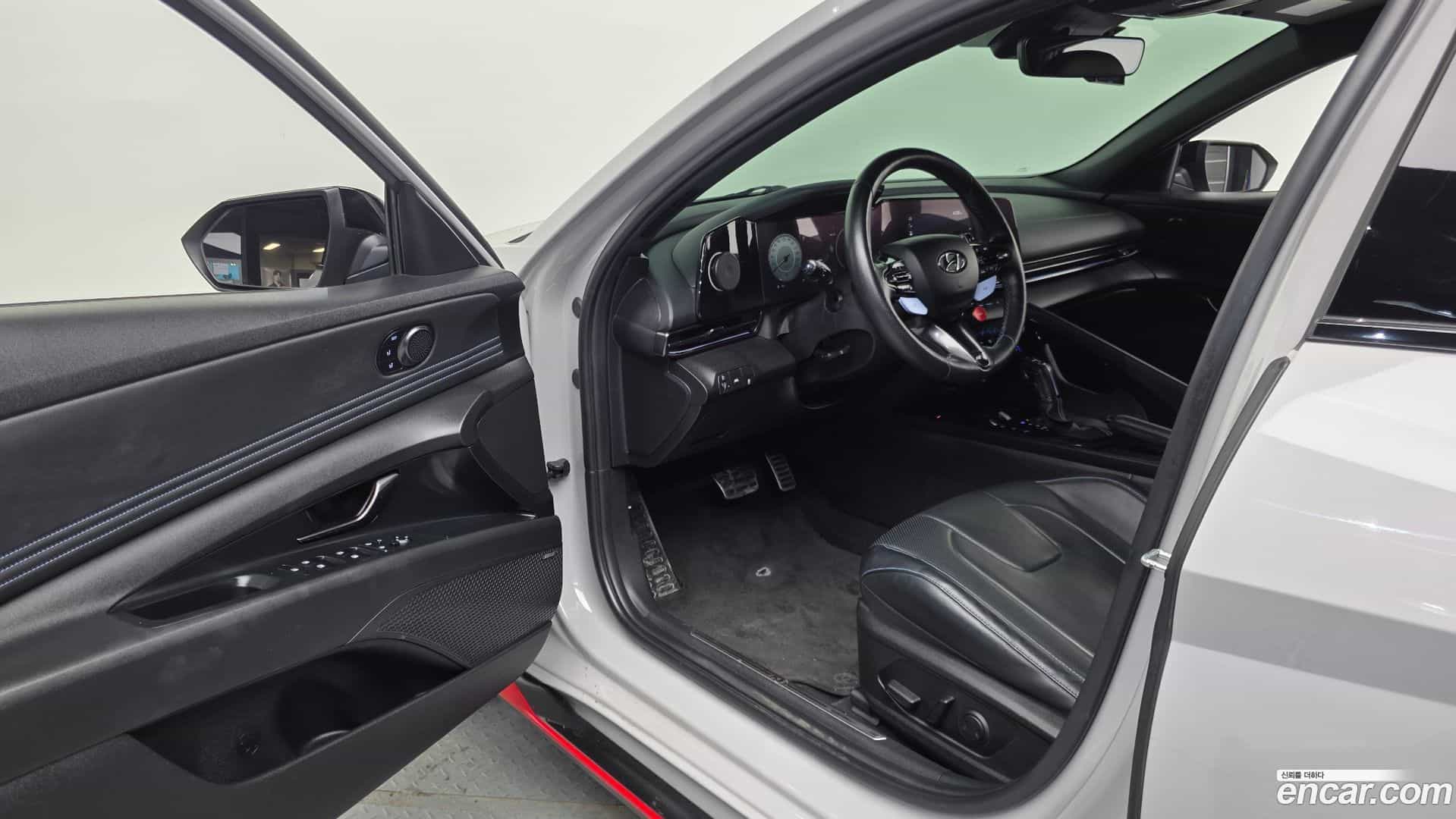 AVANTE Hyundai 2022.0-INNER-010