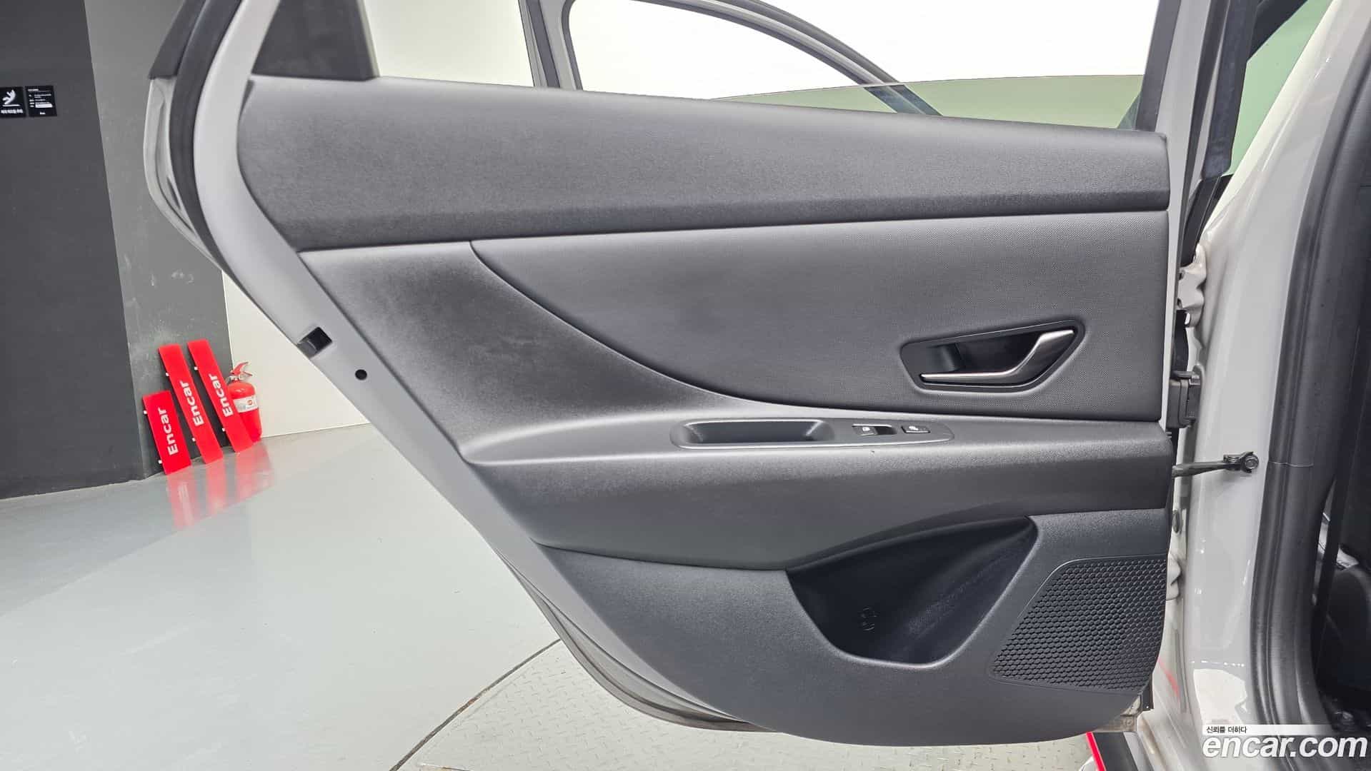 AVANTE Hyundai 2022.0-INNER-035