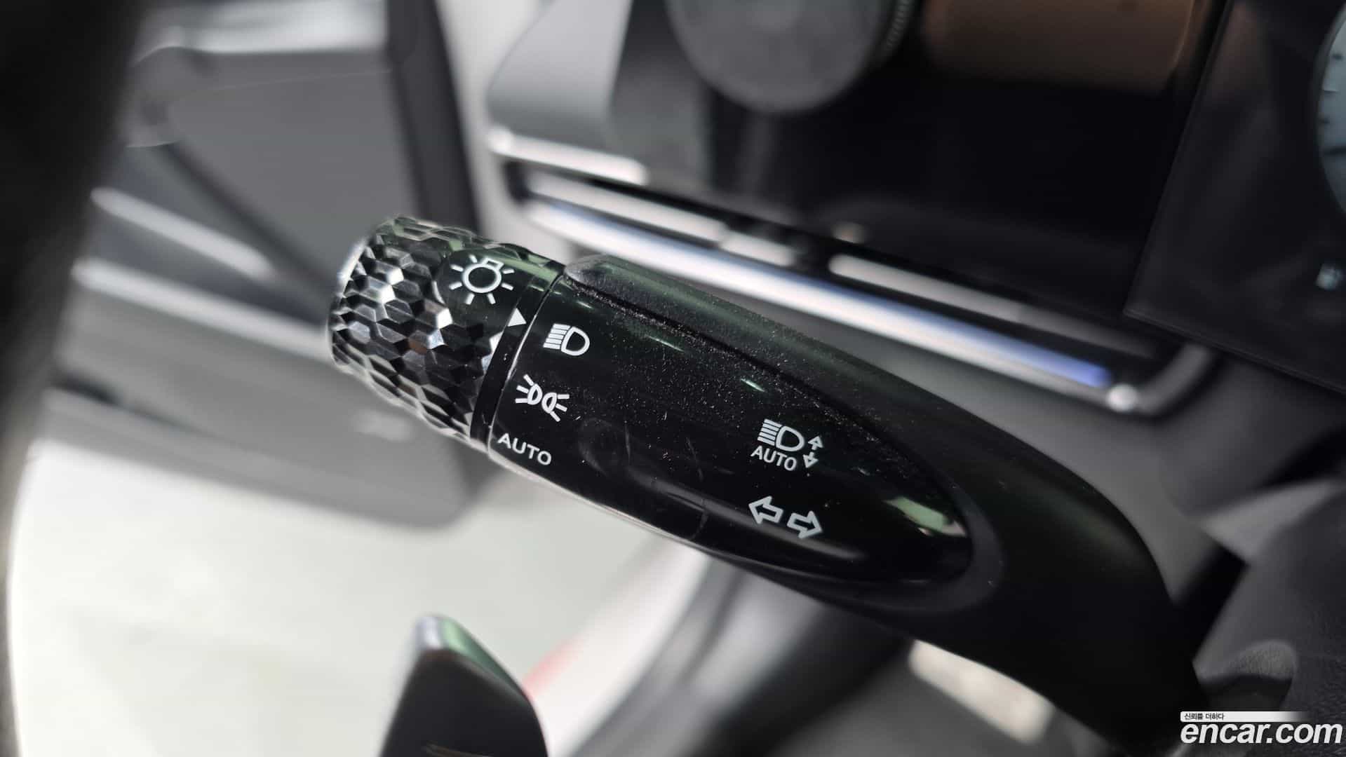 AVANTE Hyundai 2022.0-OPTION-042