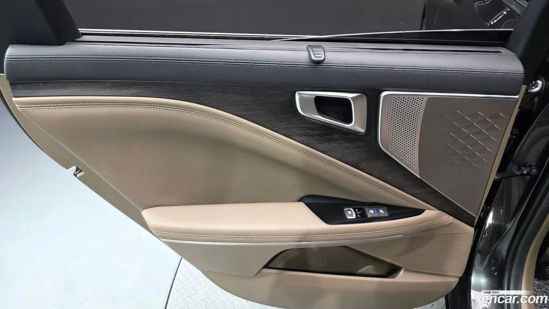 K8 Kia 2022.5-INNER-035
