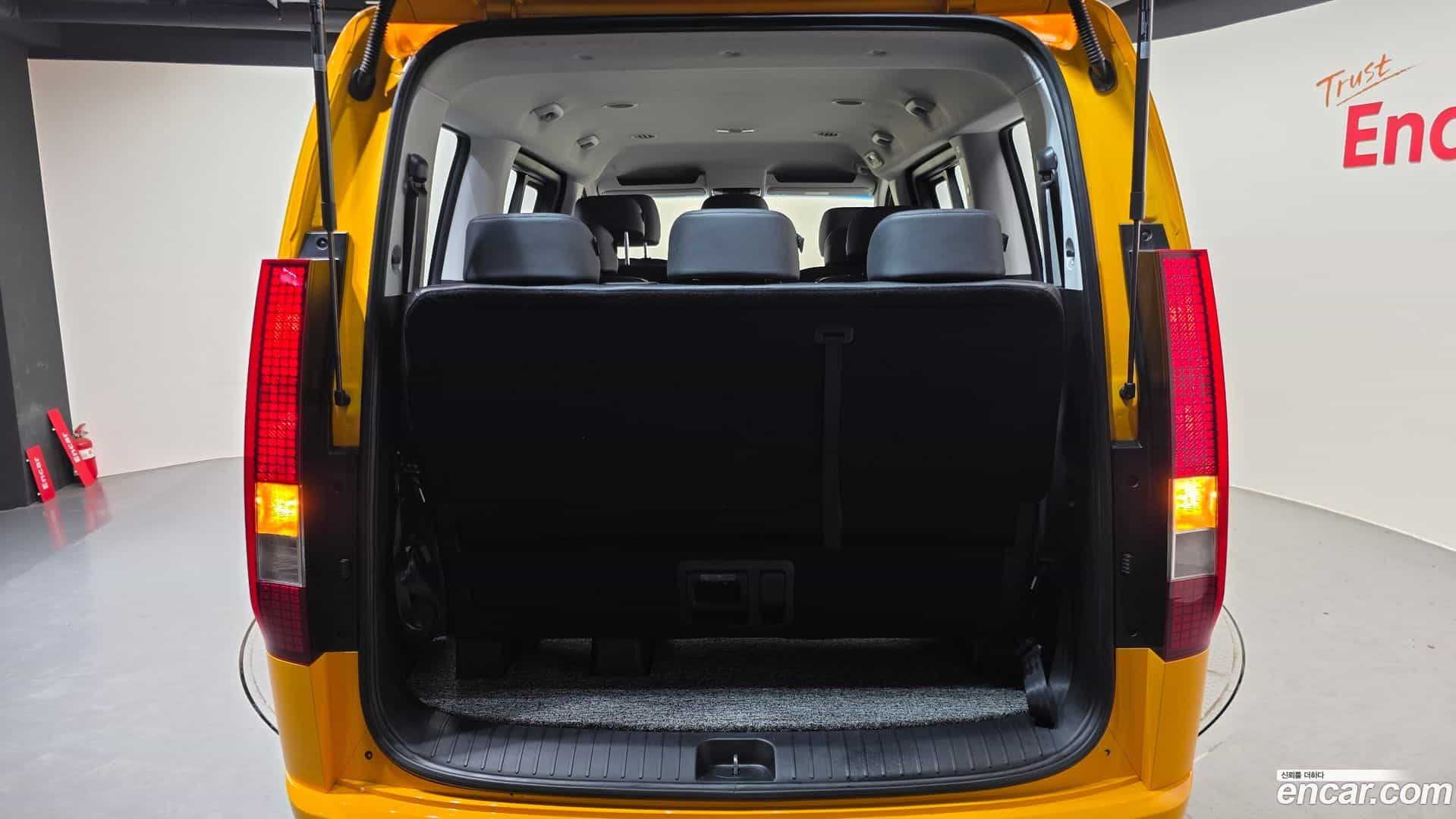 Staria Hyundai 2023.3-OPTION-024