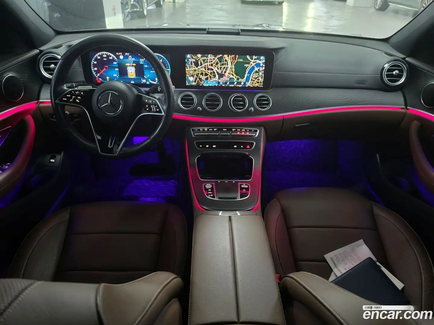 E-Class Mercedes-Benz 2022.9-INNER-007