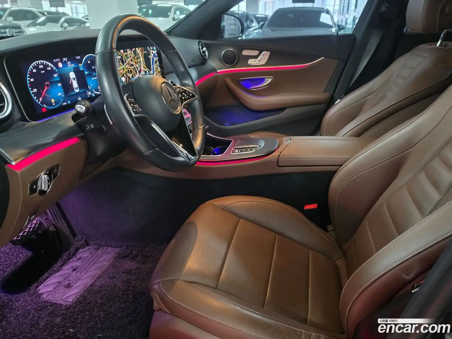 E-Class Mercedes-Benz 2022.9-OPTION-018