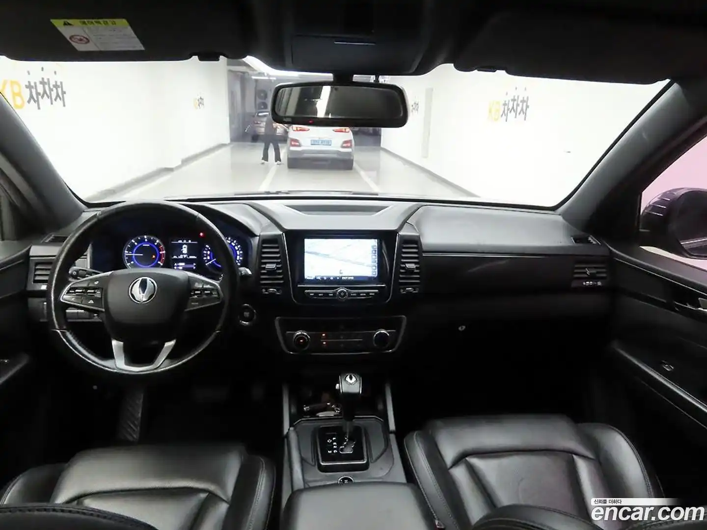 Rexton KG Mobility 2020.5-INNER-007