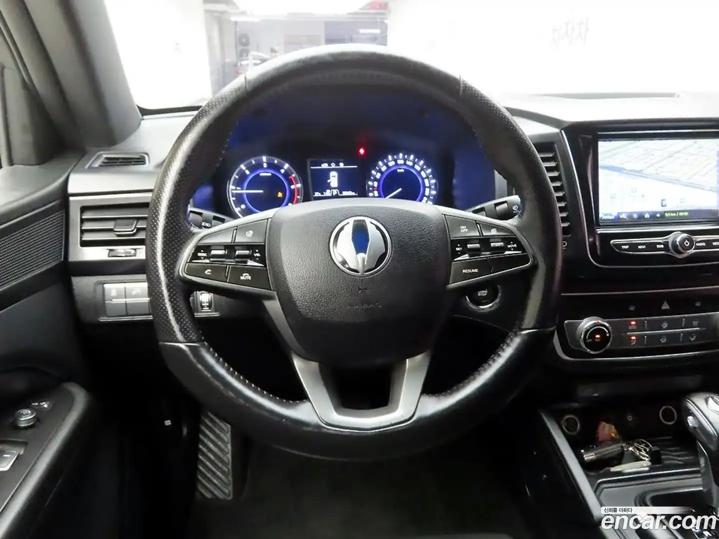 Rexton KG Mobility 2020.5-INNER-008