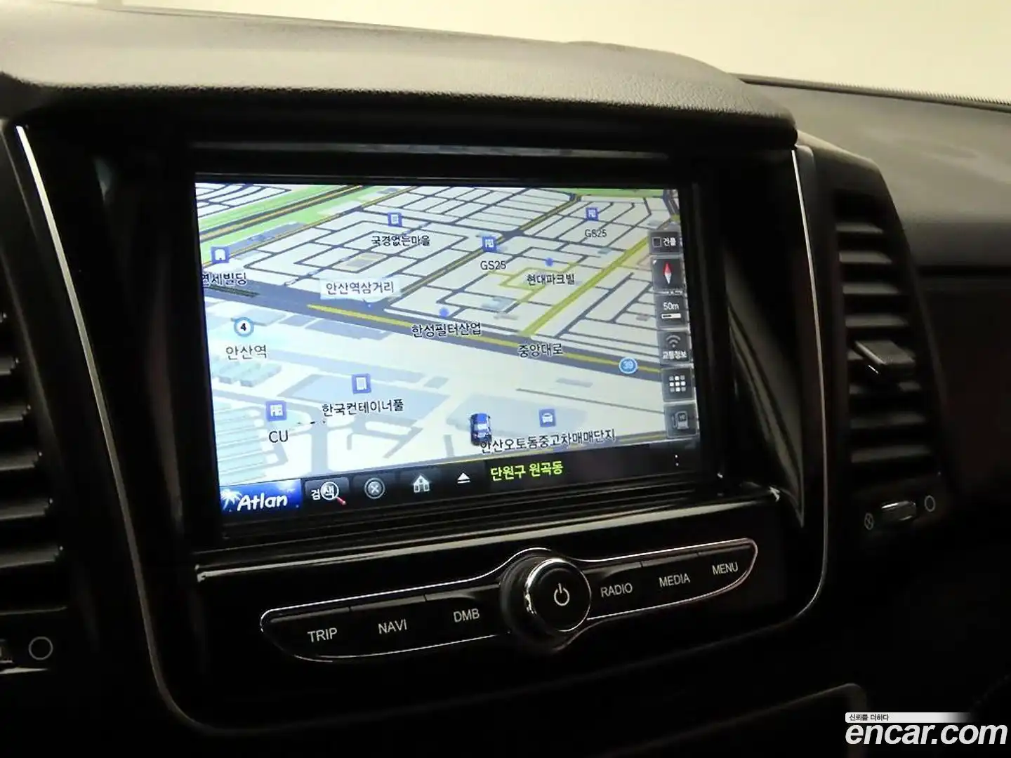 Rexton KG Mobility 2020.5-INNER-009