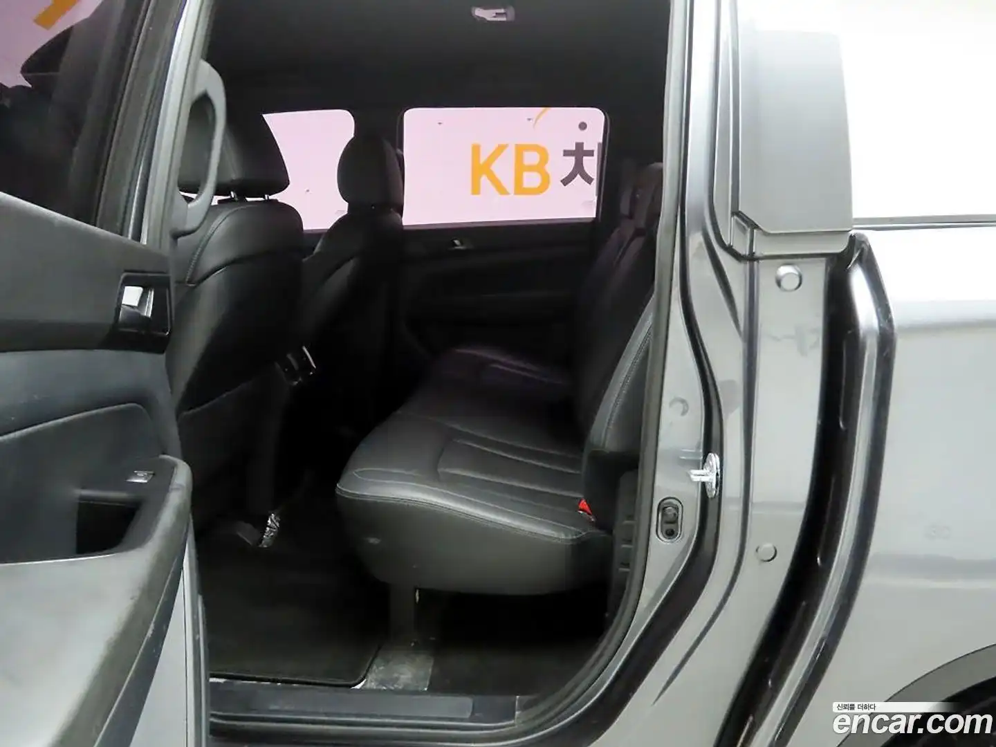 Rexton KG Mobility 2020.5-OPTION-017