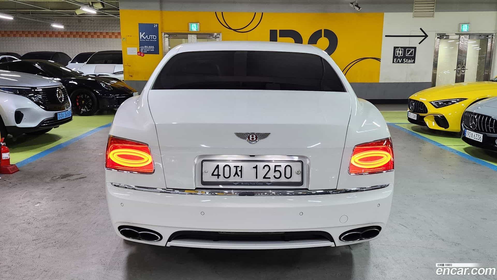 Flying Spur Bentley 2018.6-OUTER-004