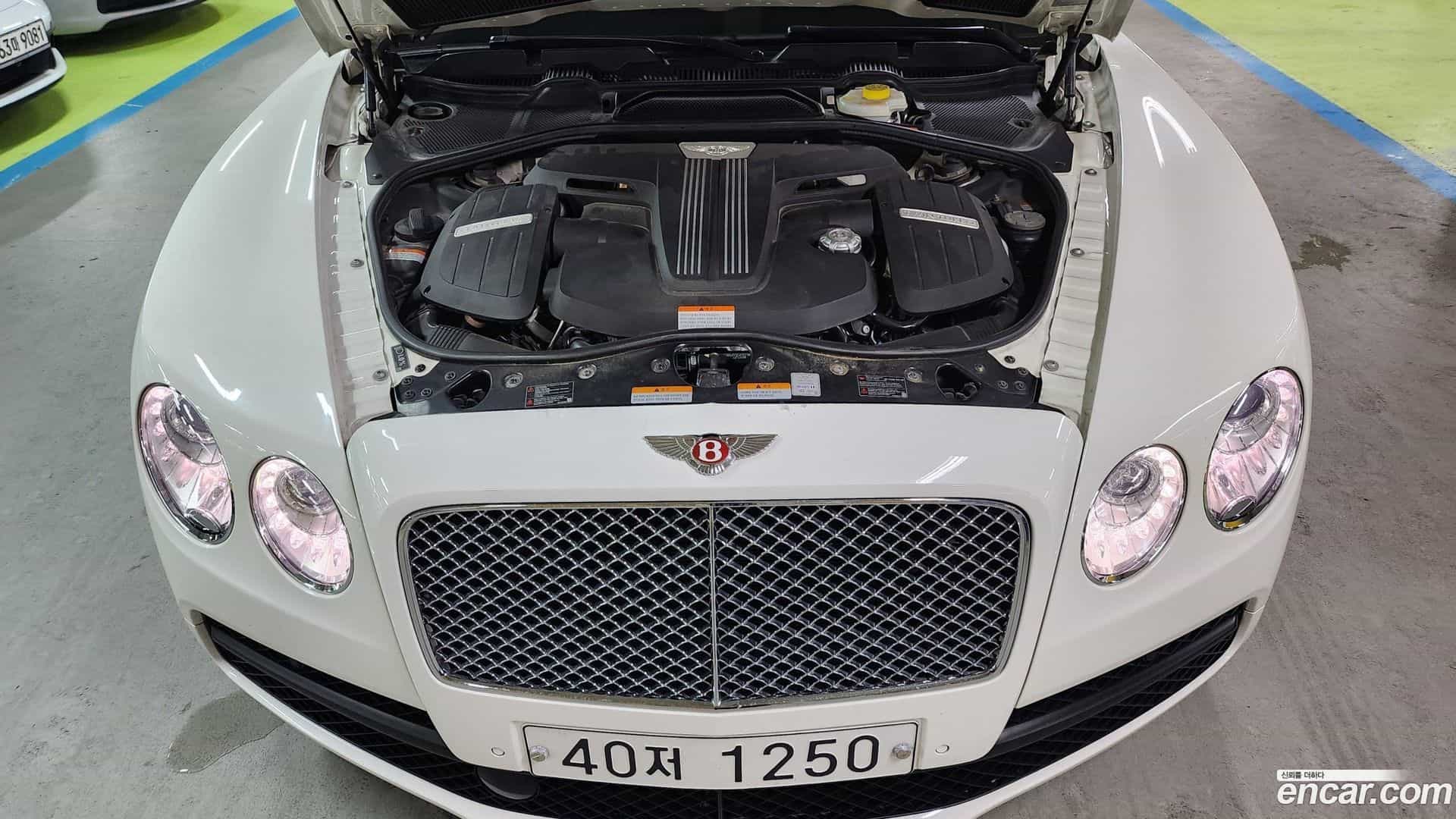 Flying Spur Bentley 2018.6-OUTER-006