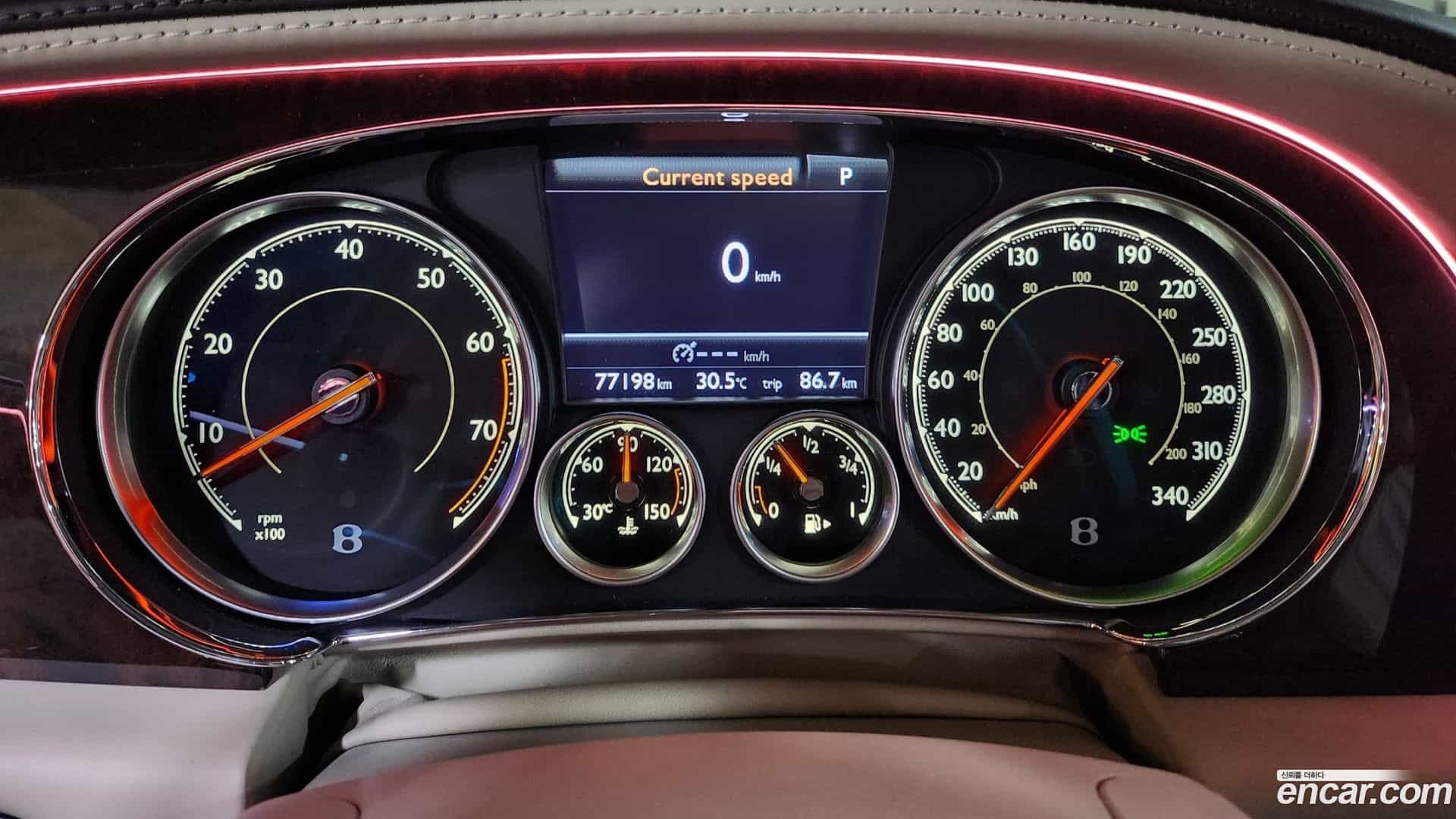 Flying Spur Bentley 2018.6-INNER-008